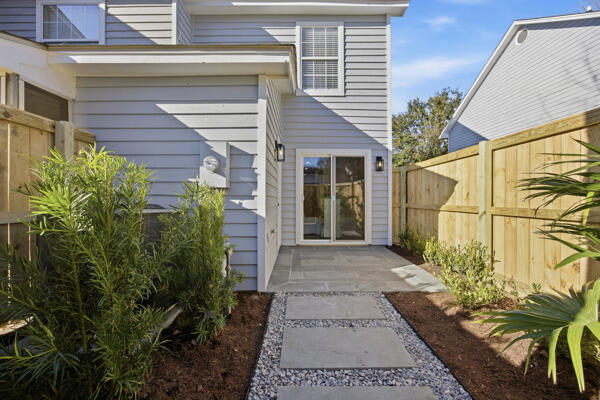 1672 Hunters Run Drive