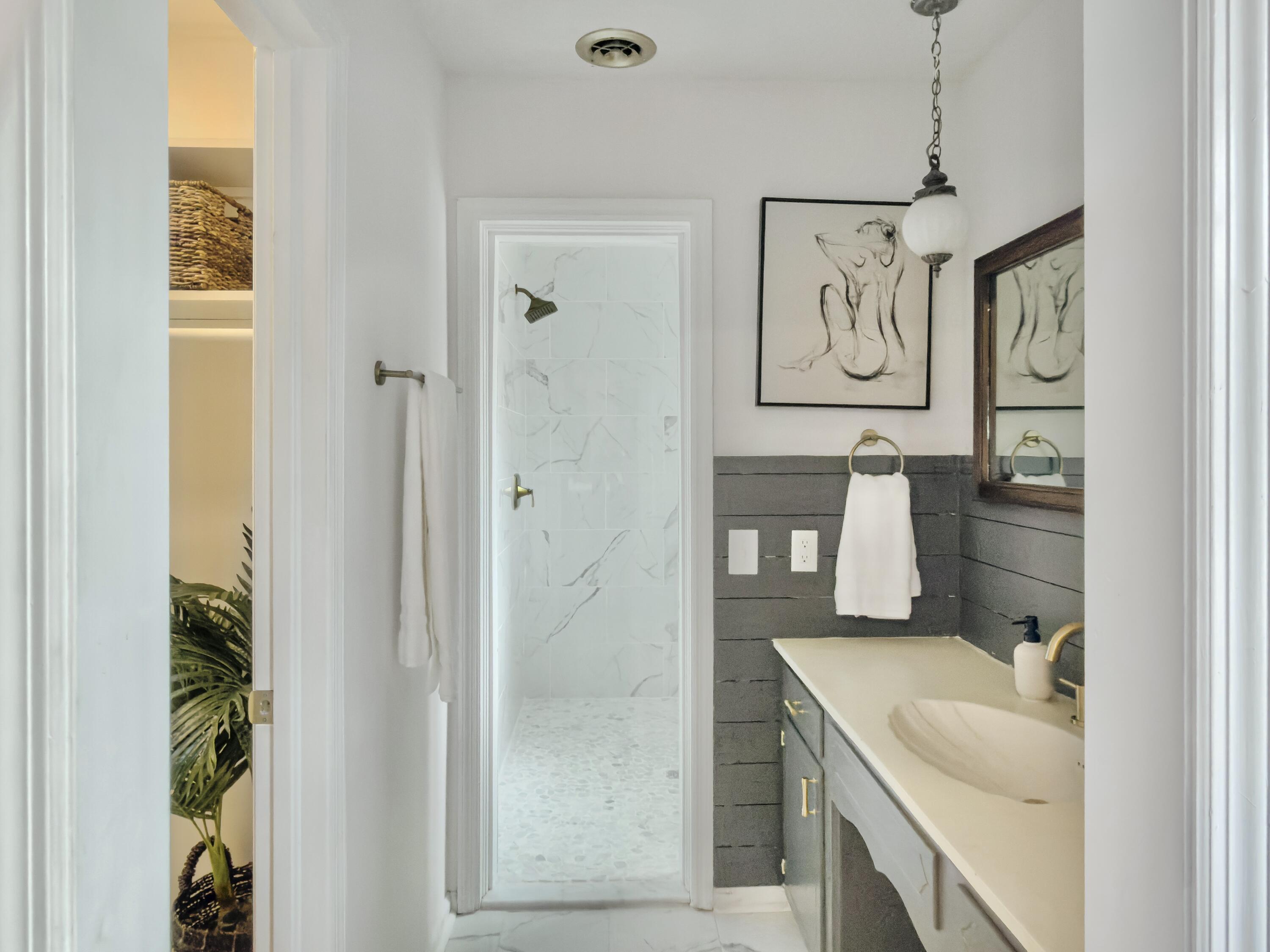 1020 Yeamans Hall Road