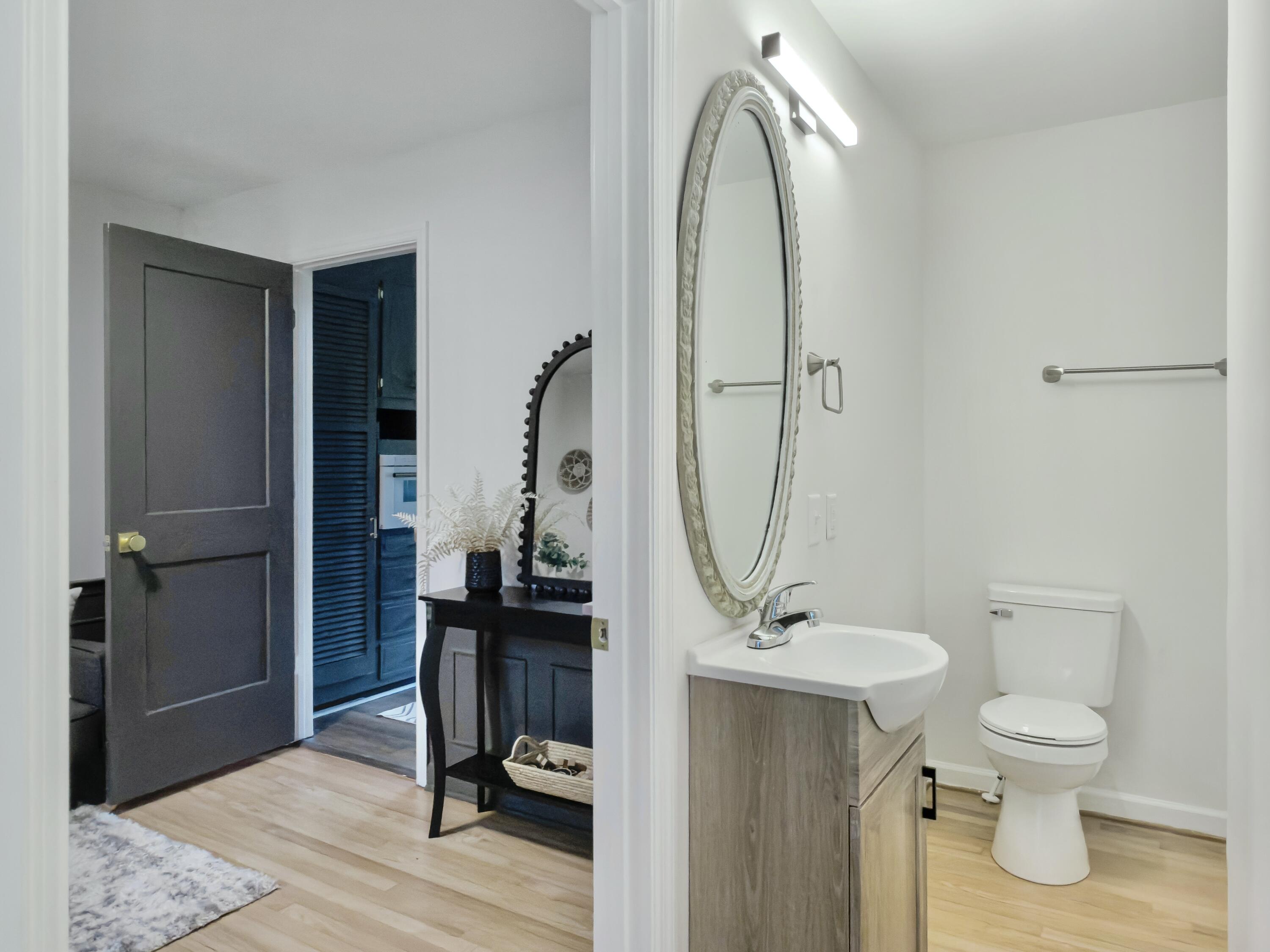 1020 Yeamans Hall Road