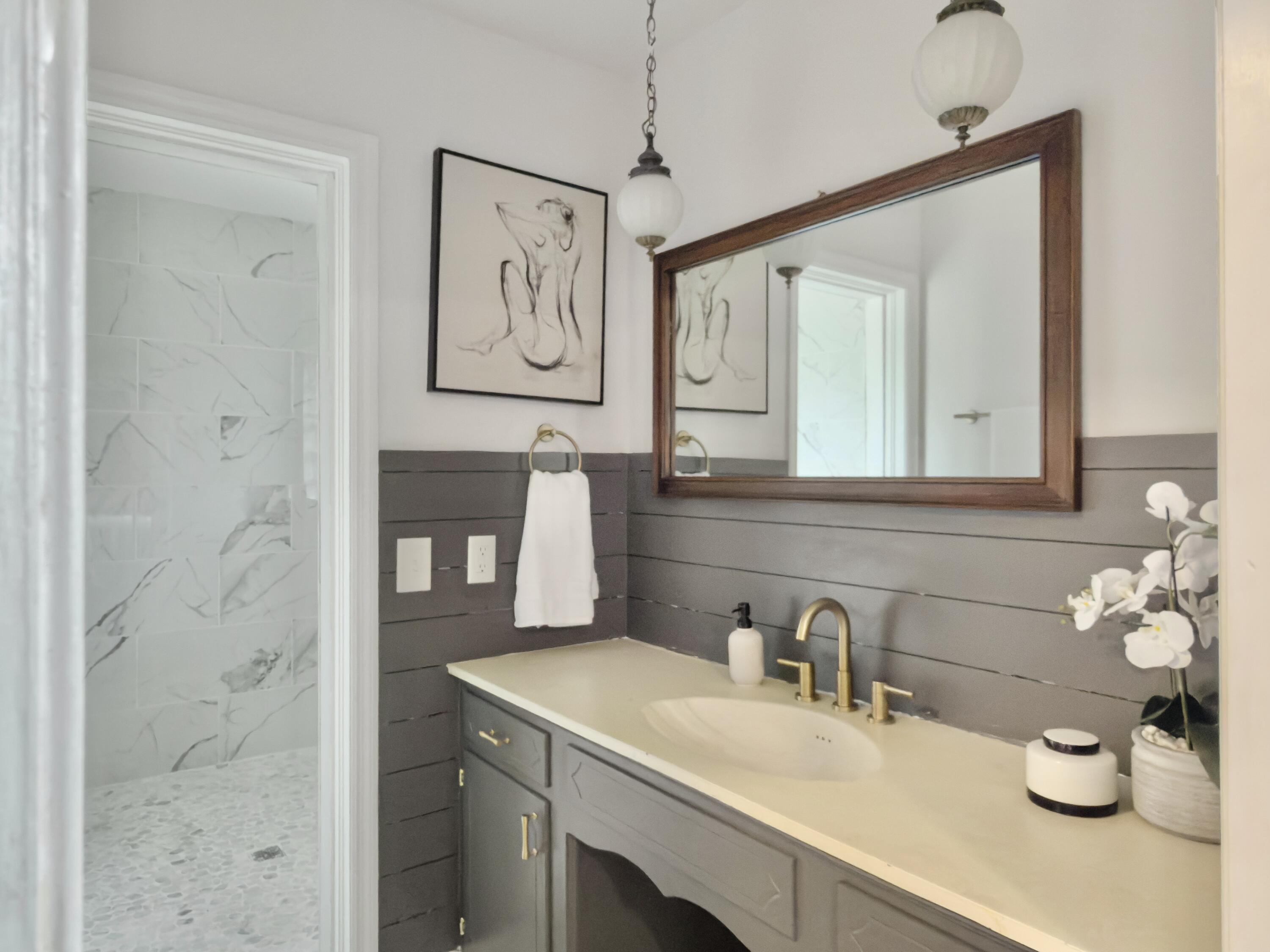 1020 Yeamans Hall Road