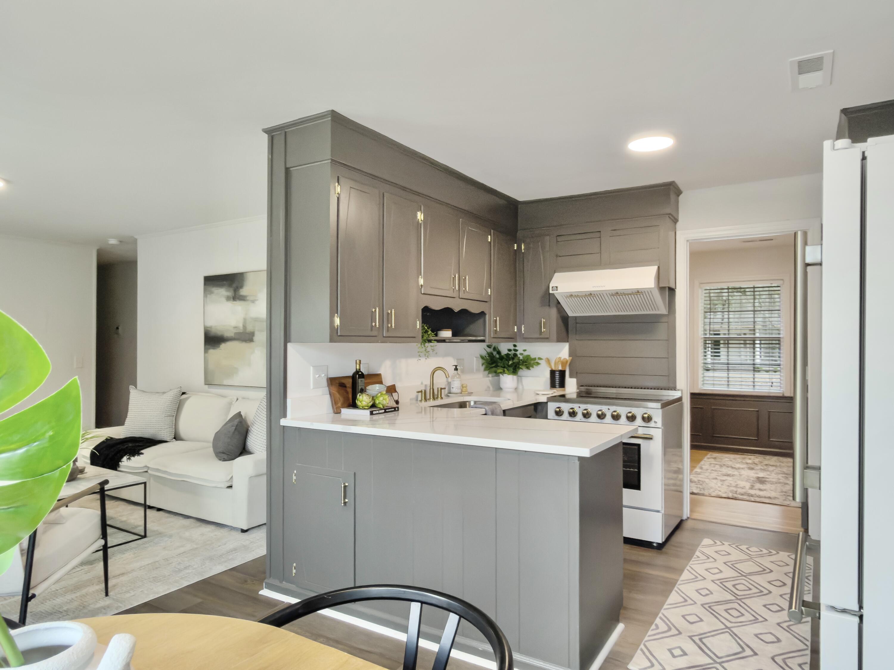 1020 Yeamans Hall Road