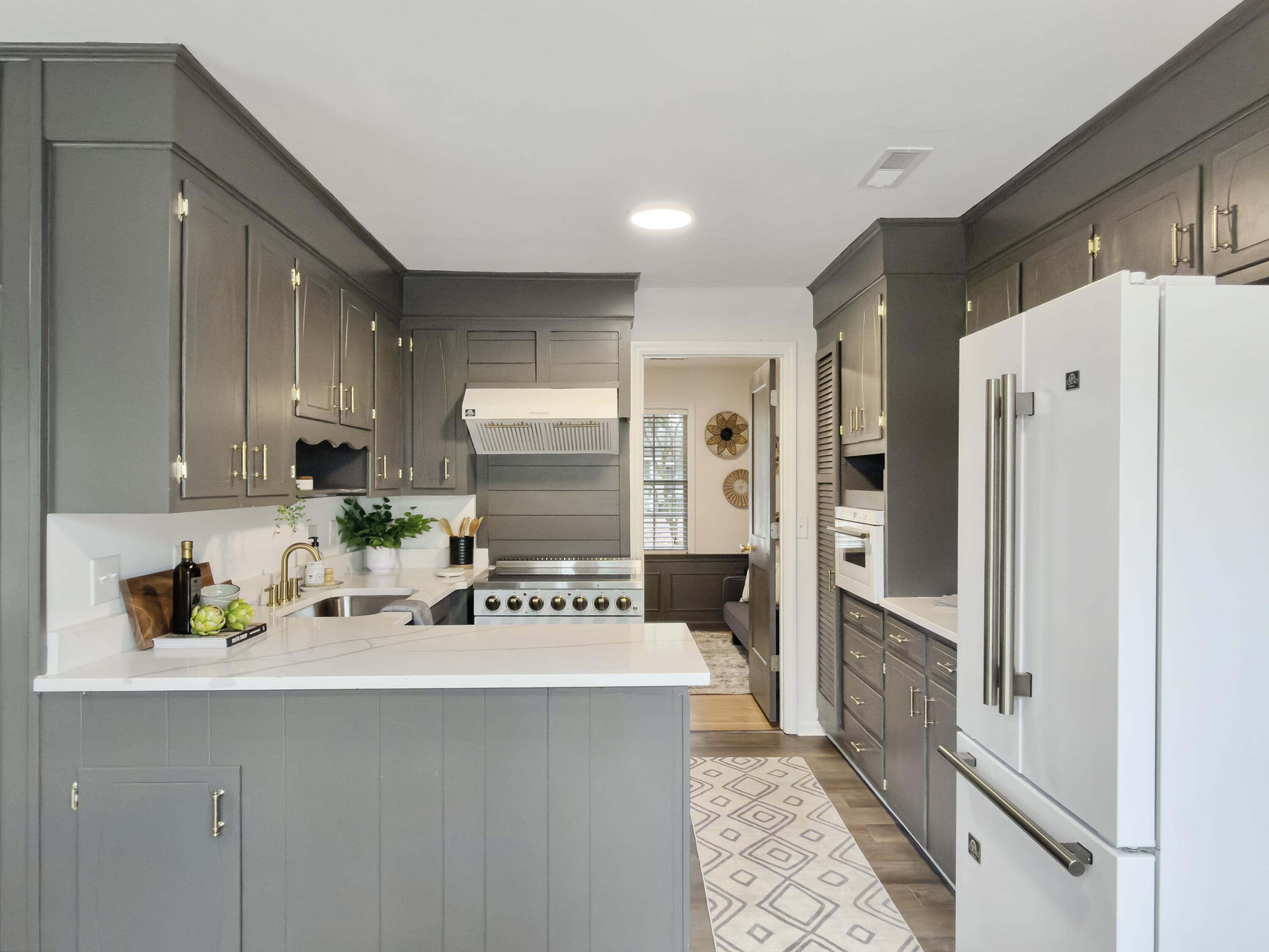 1020 Yeamans Hall Road