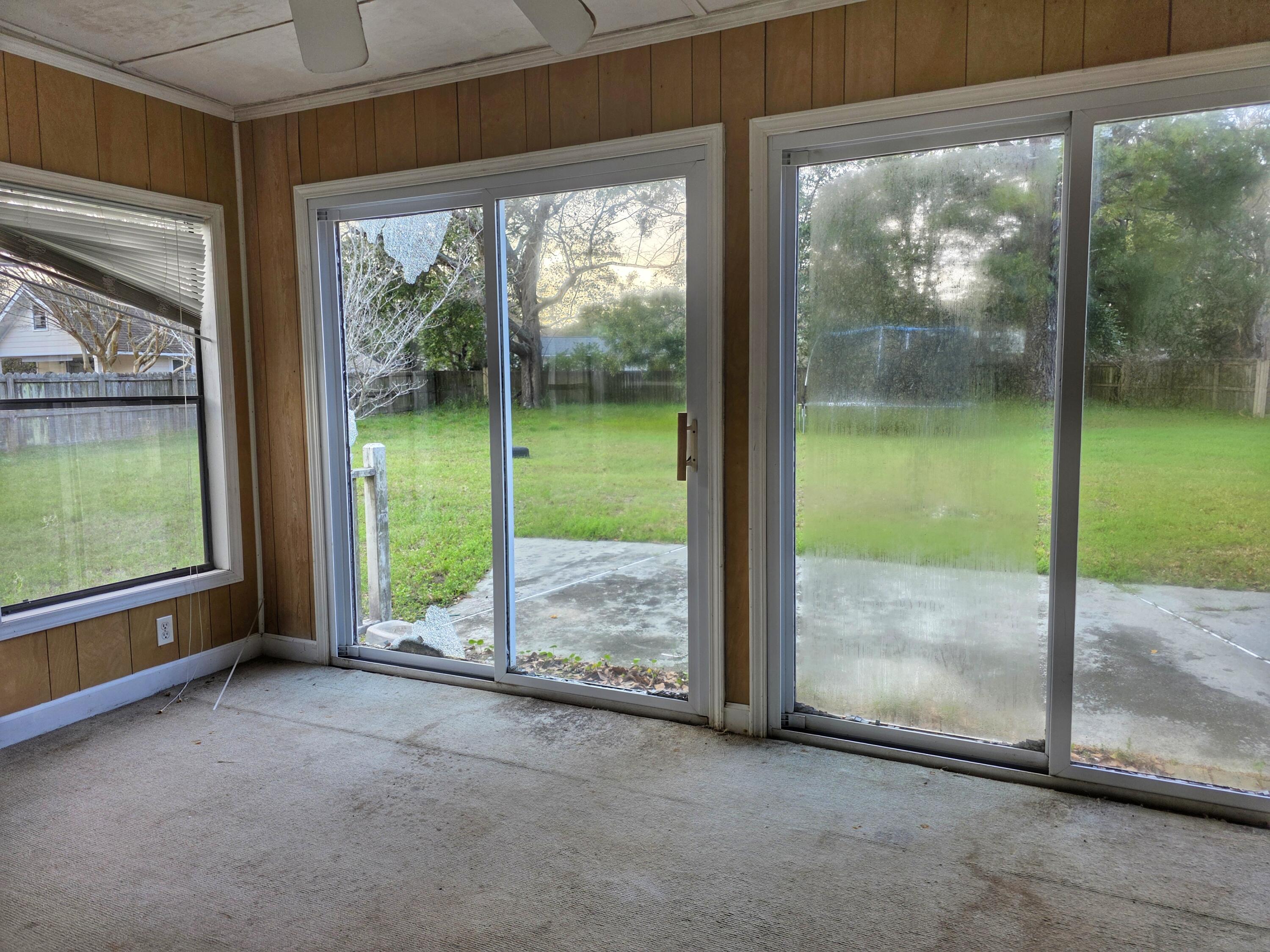 857 Piccadilly Circle