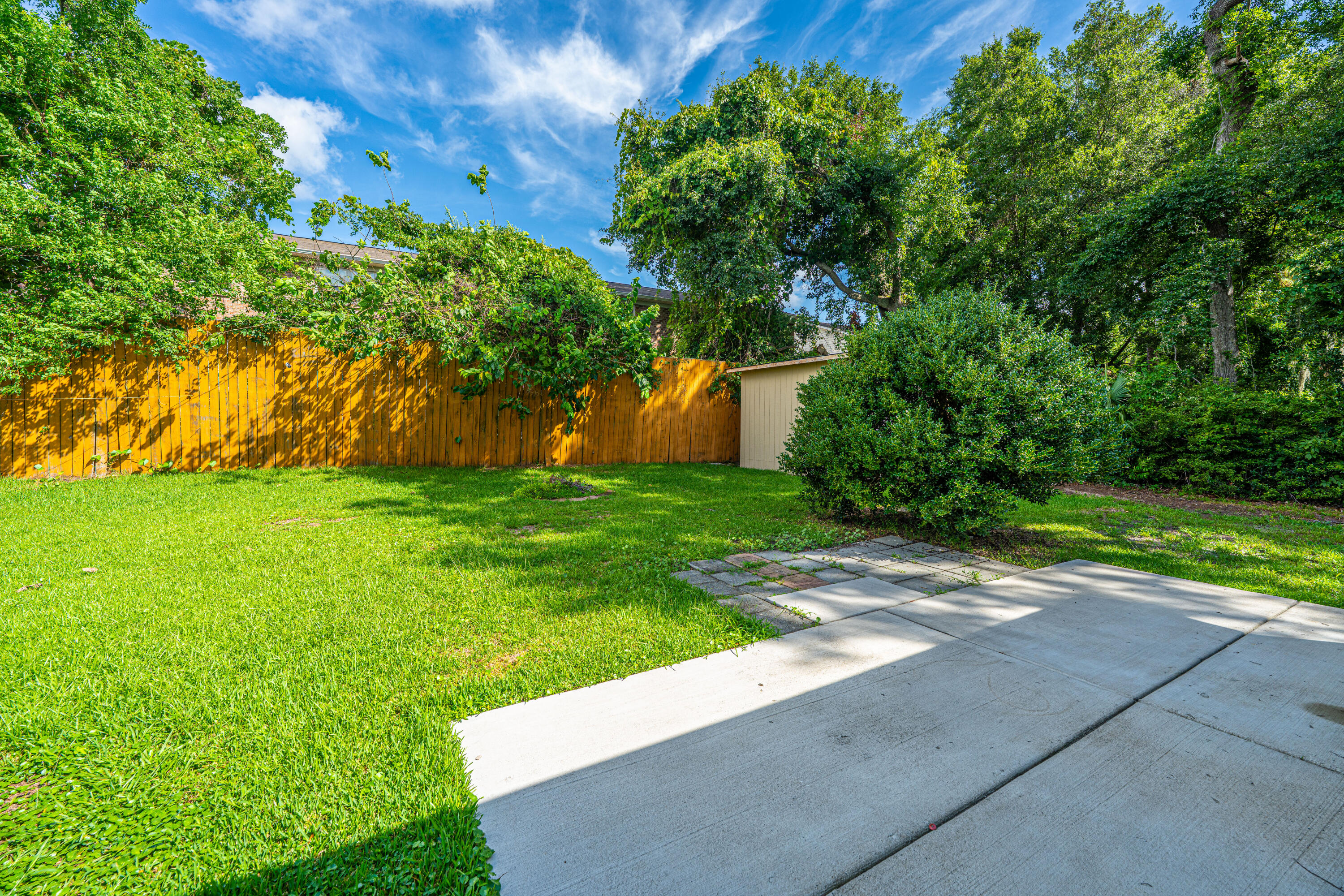 1010 W Recess Road