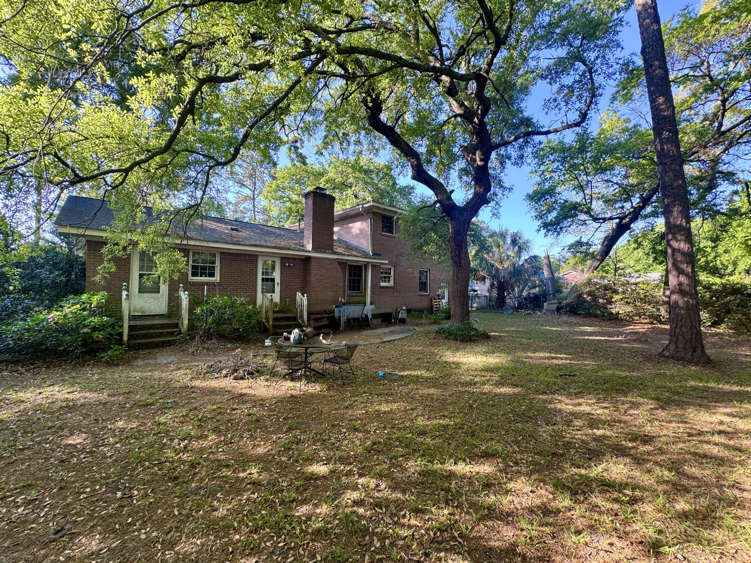 1330 Manor Boulevard