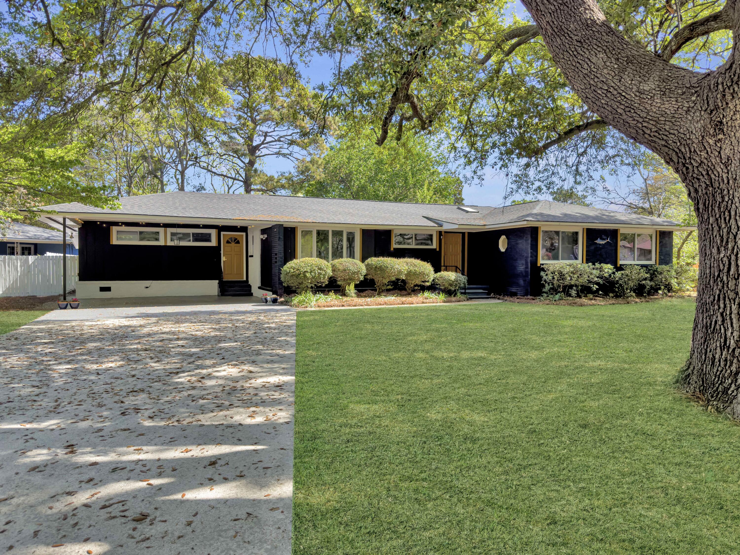 1318 Foster Street