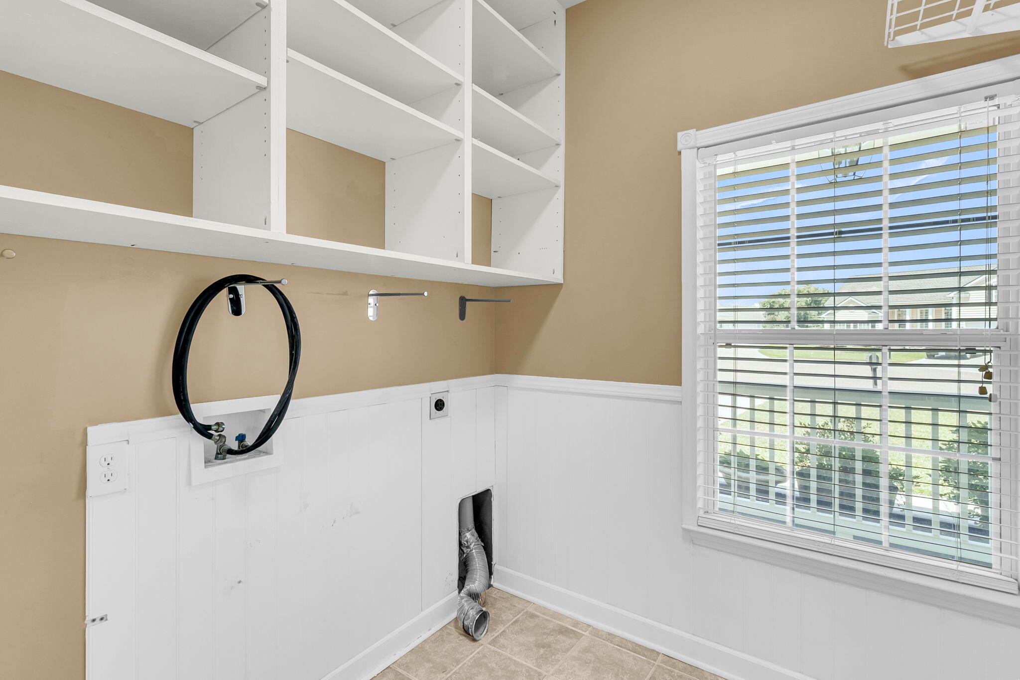 1412 Kinglet Lane