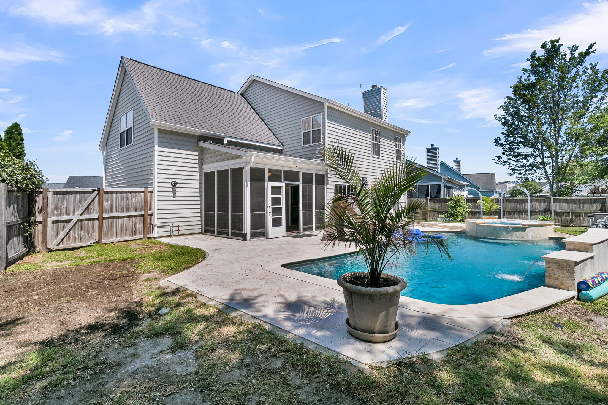 1412 Kinglet Lane