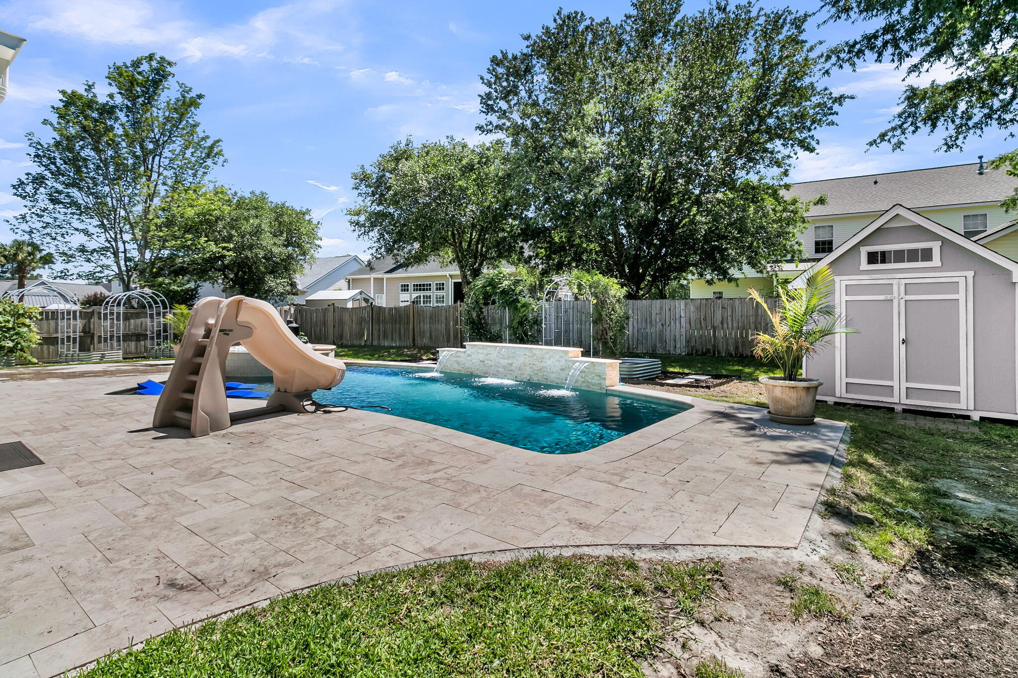 1412 Kinglet Lane