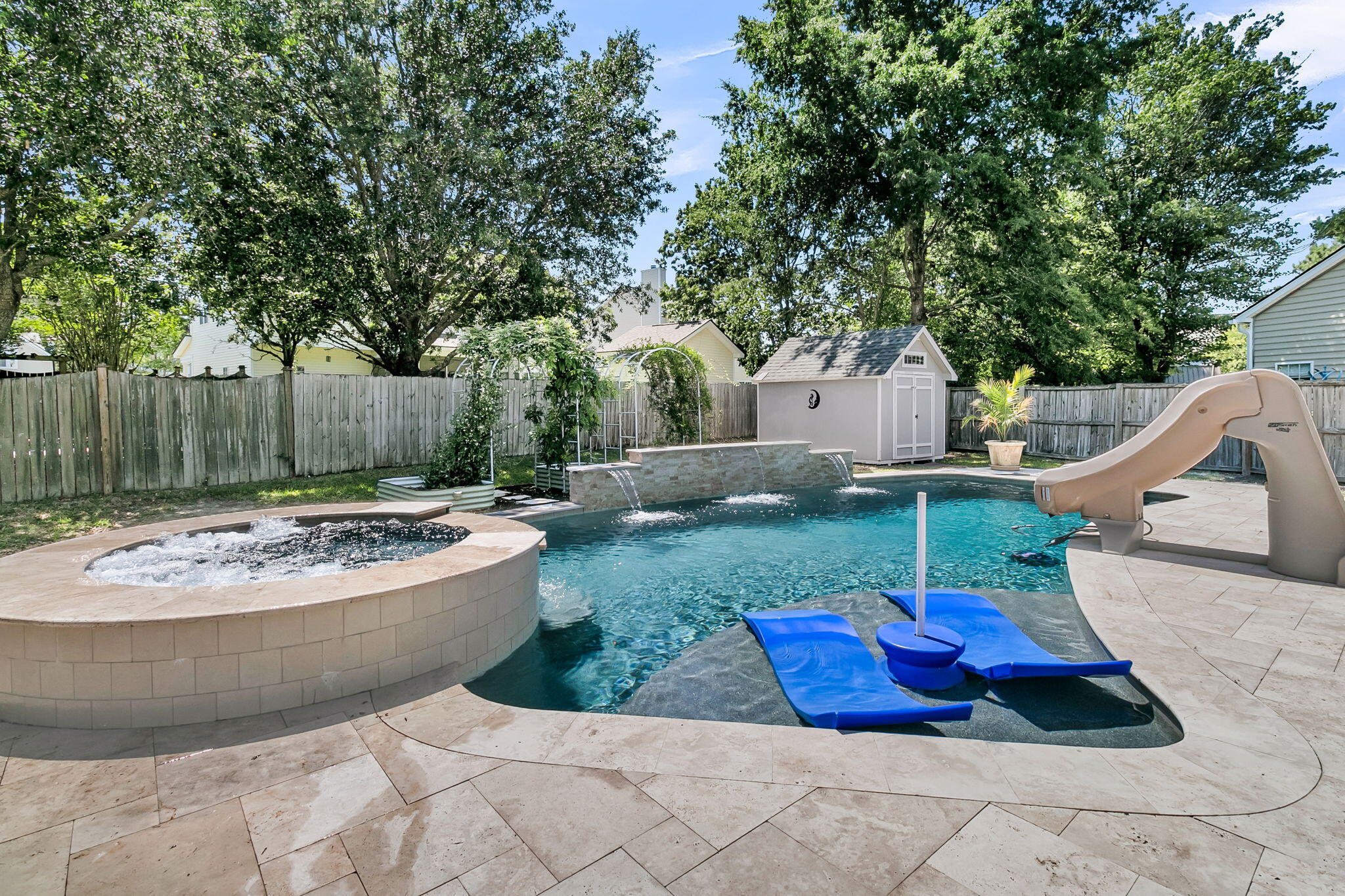 1412 Kinglet Lane