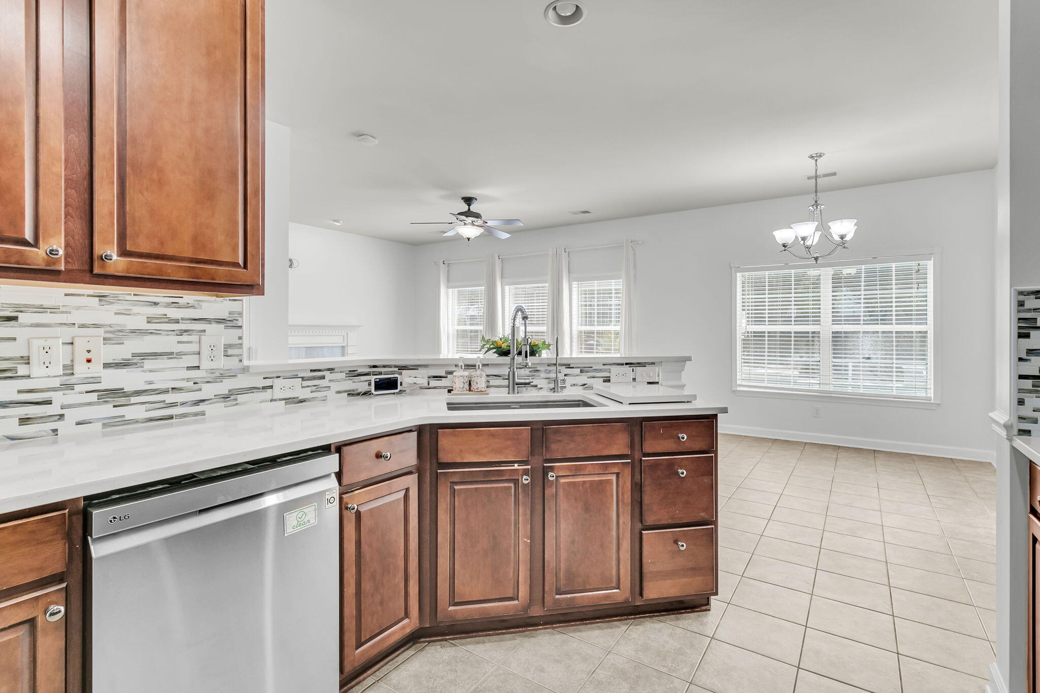 1412 Kinglet Lane