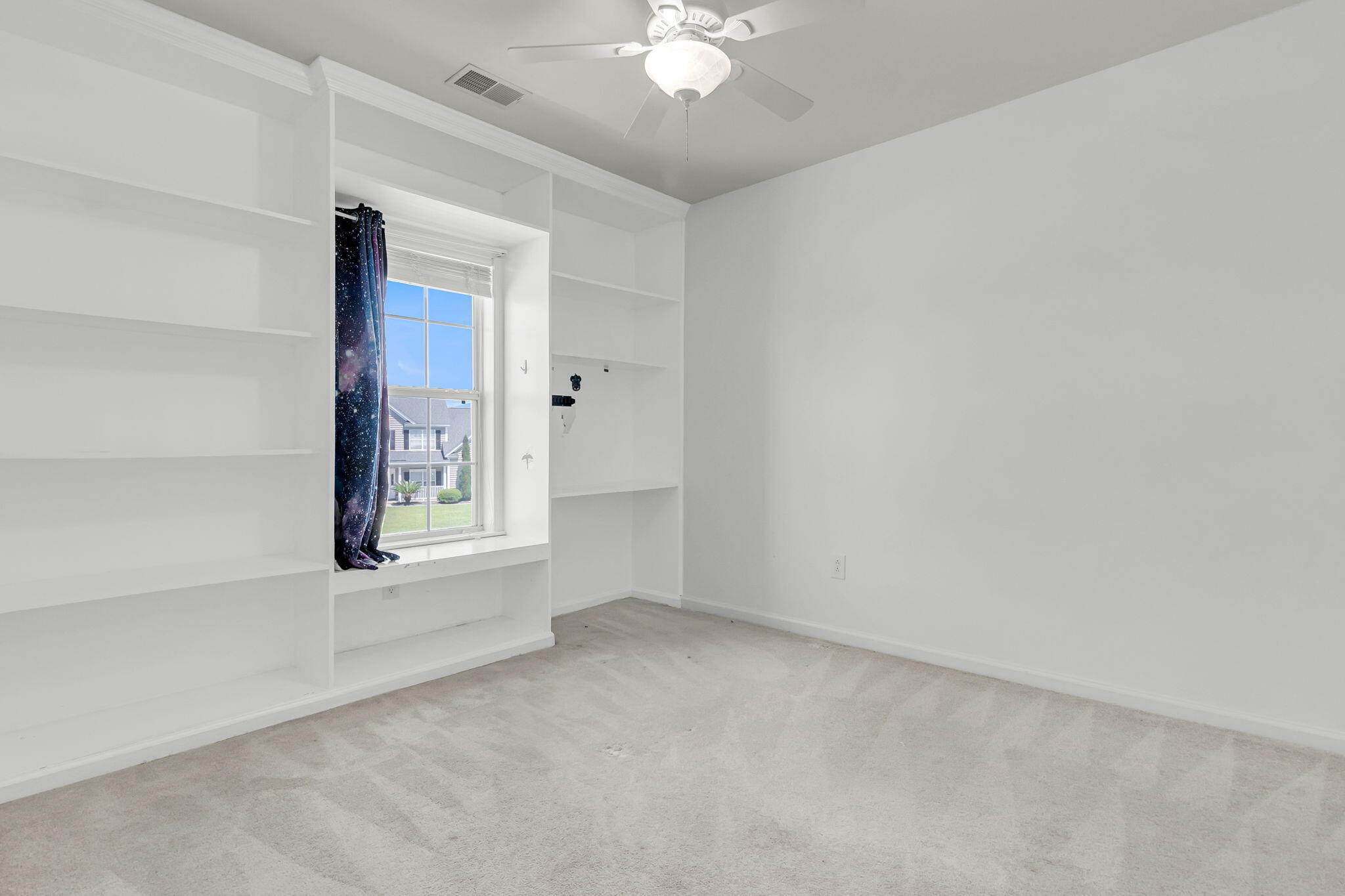 1412 Kinglet Lane