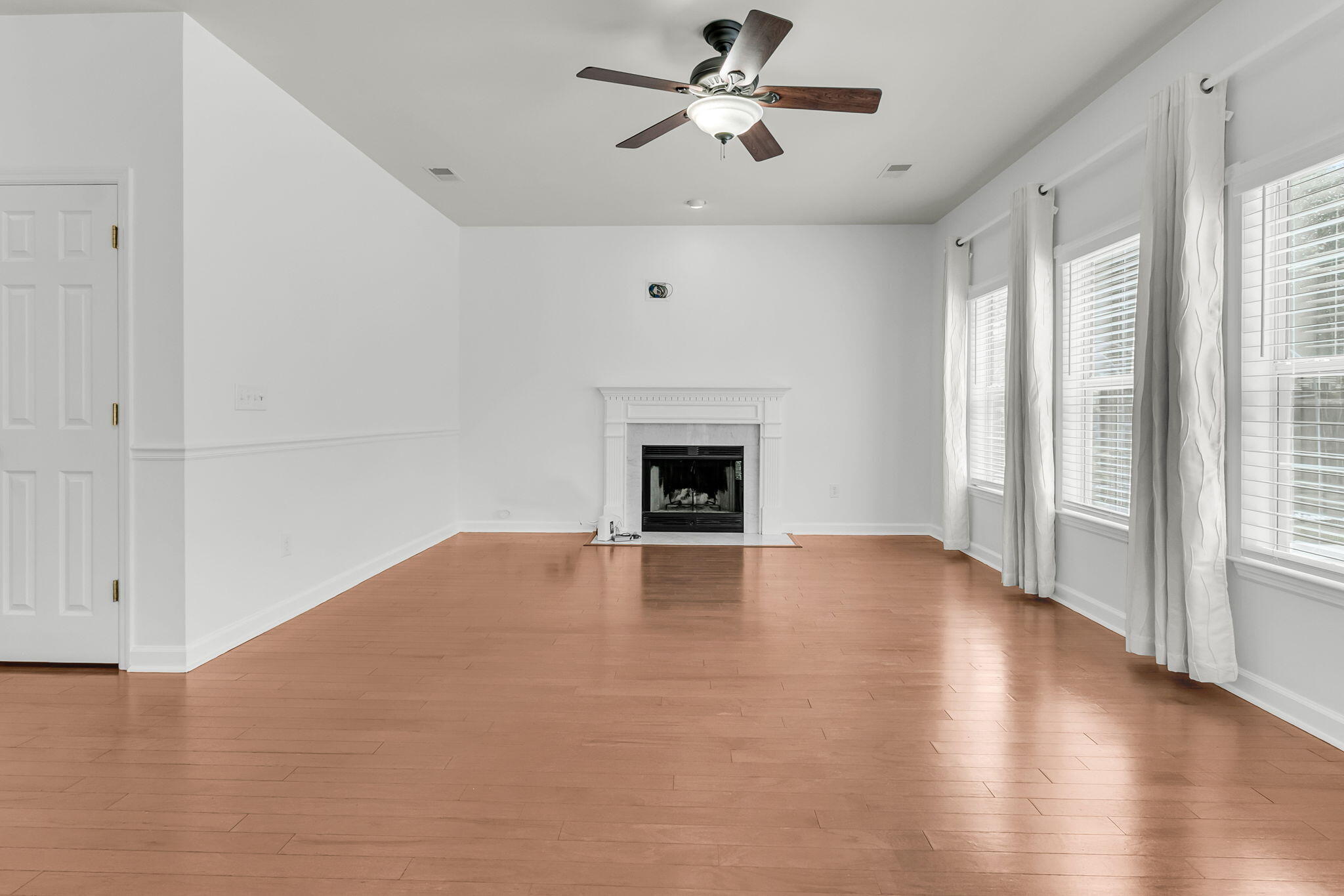 1412 Kinglet Lane