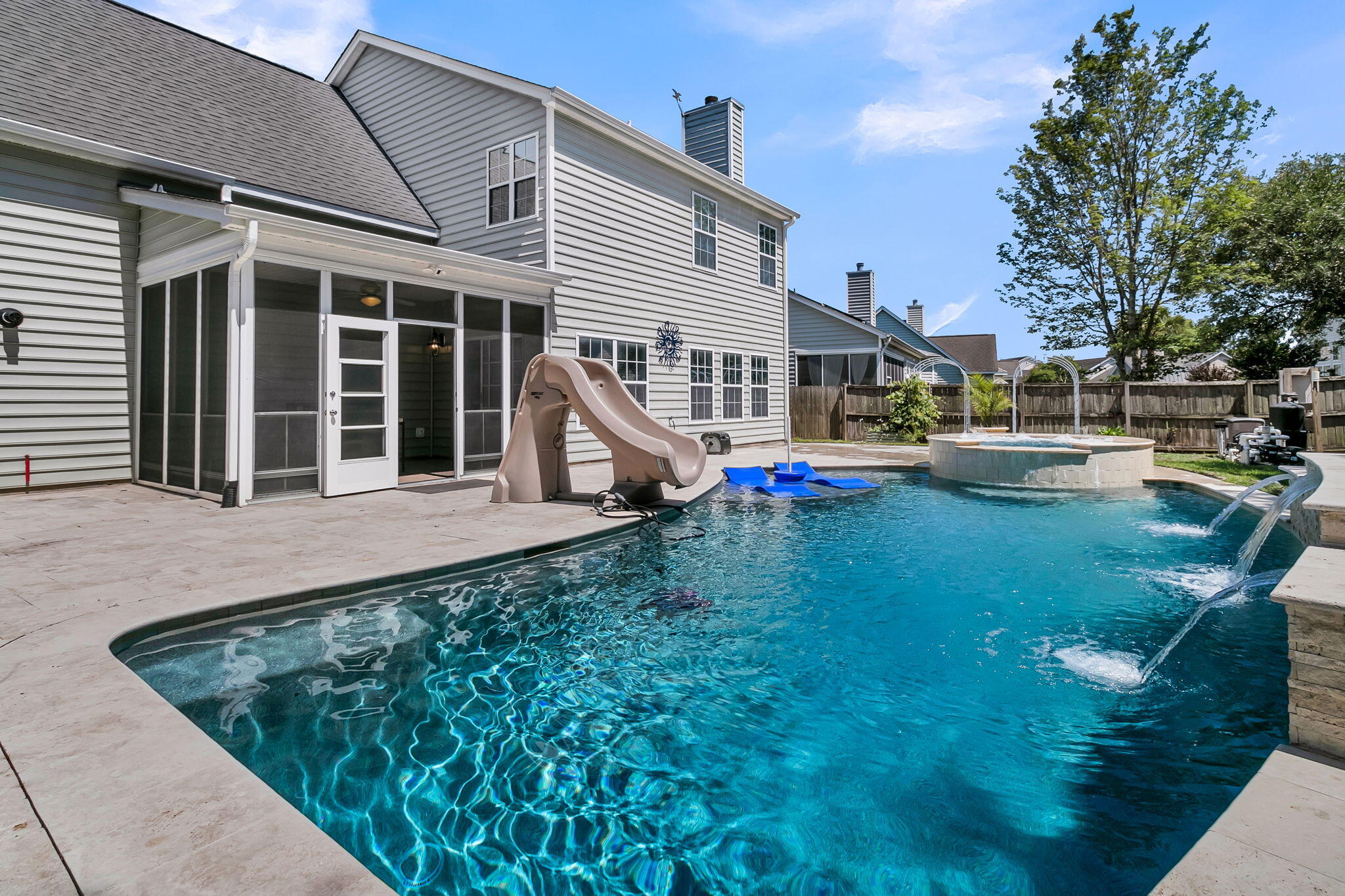1412 Kinglet Lane