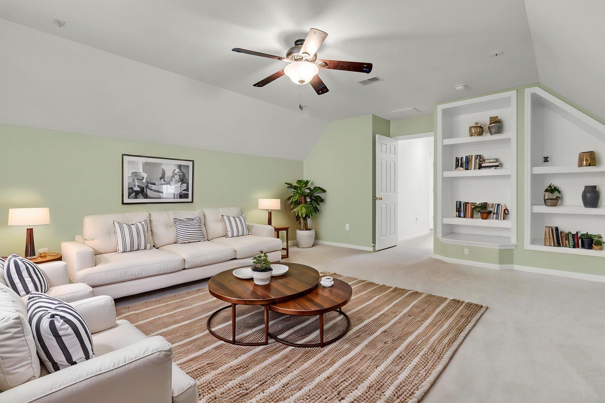 1412 Kinglet Lane