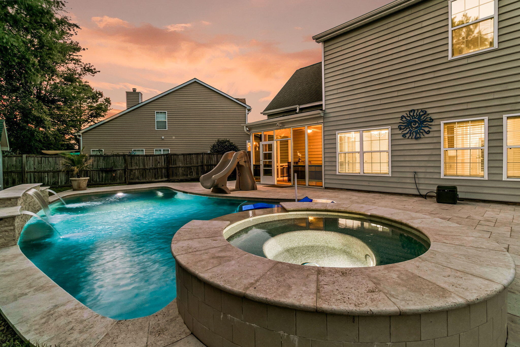 1412 Kinglet Lane