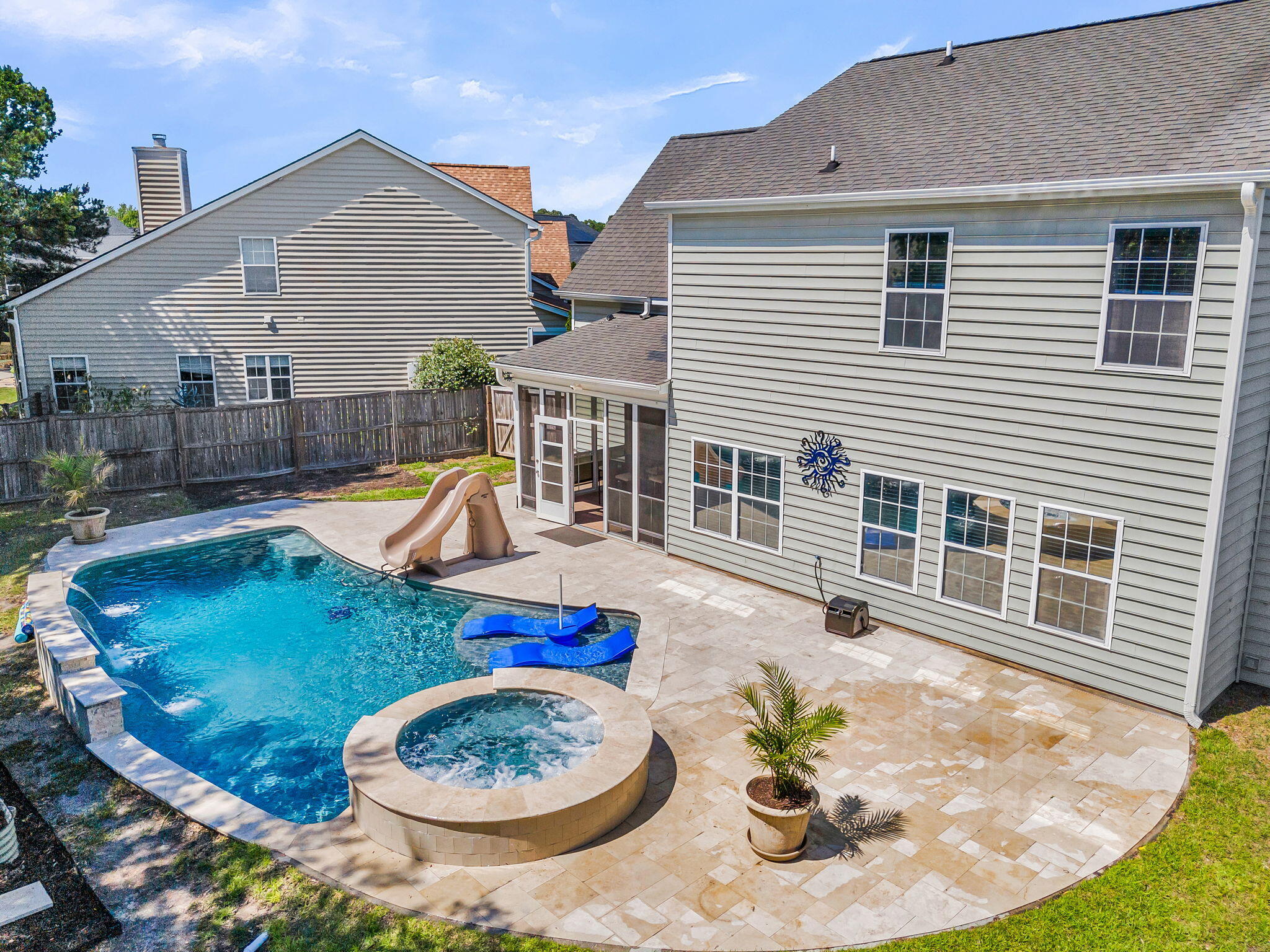 1412 Kinglet Lane