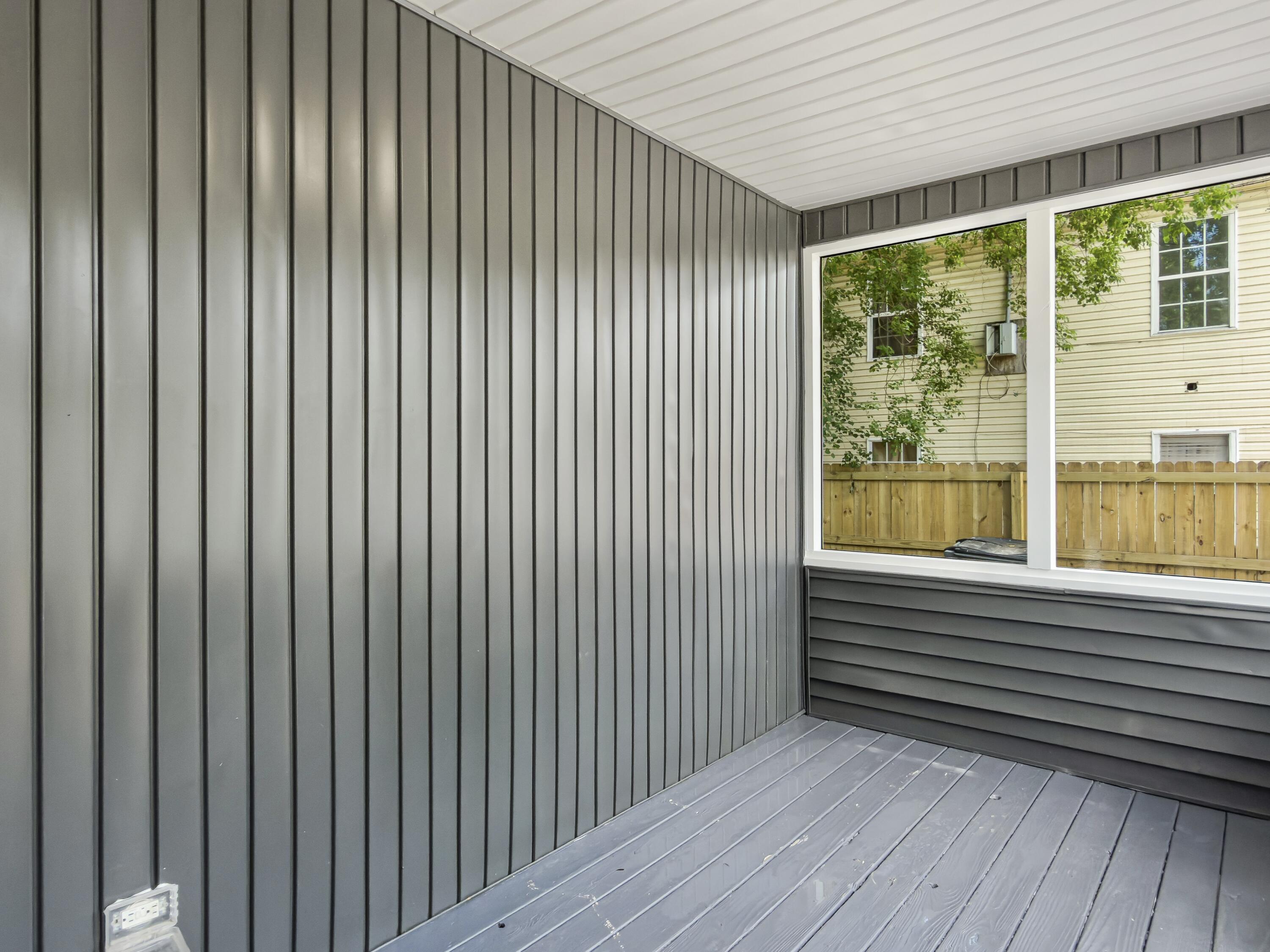 1937 Baxter Street