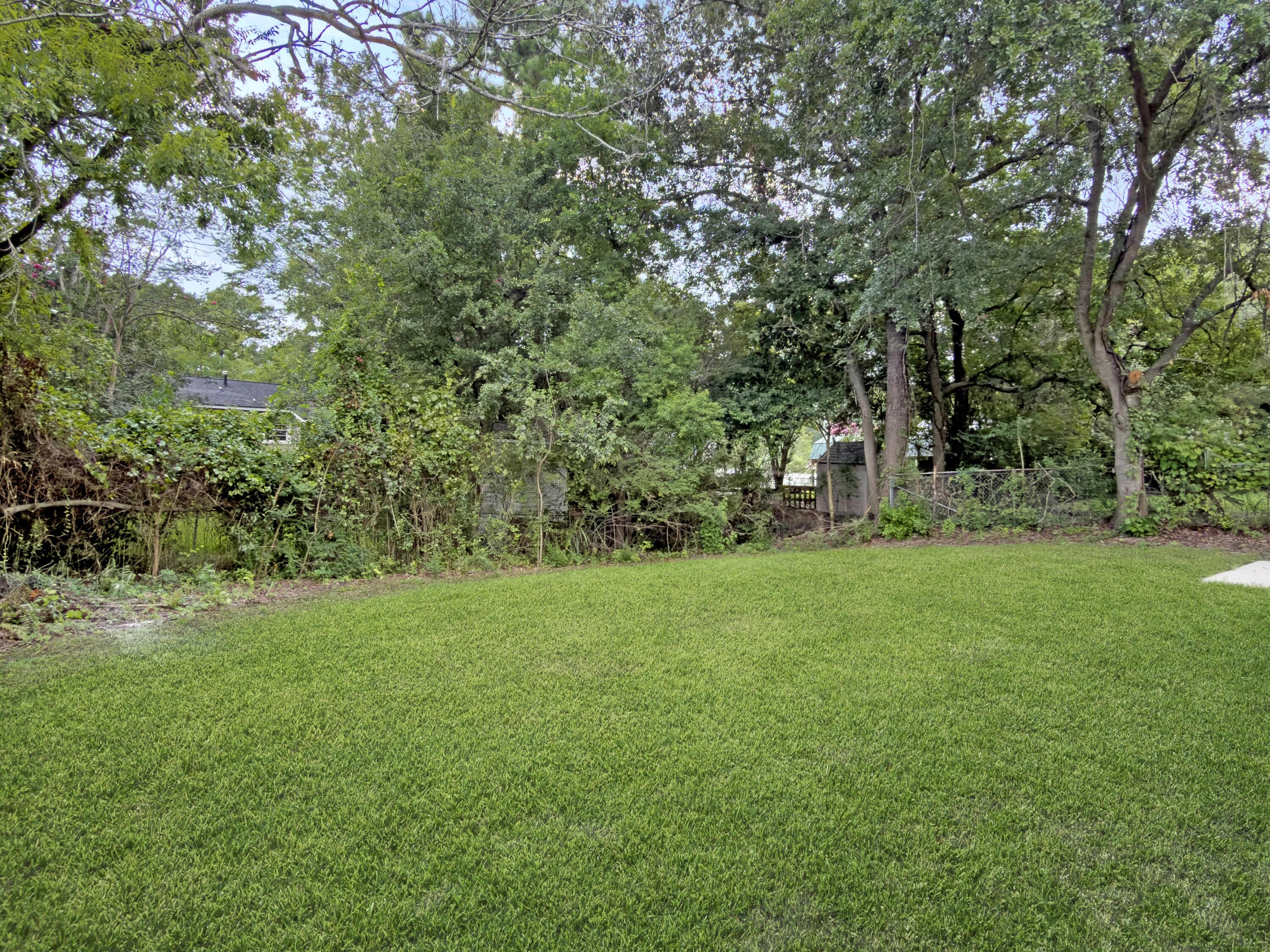 5807 Robinhood Drive