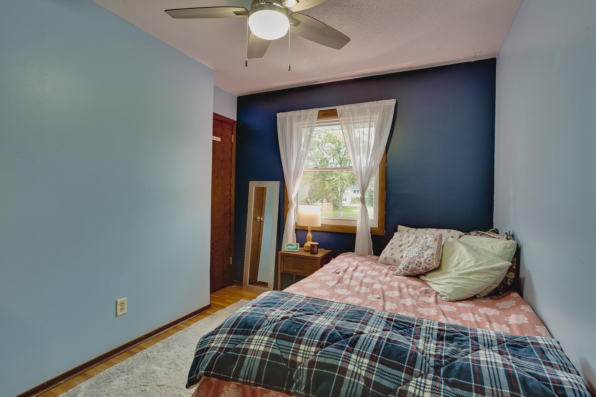 13244 Humboldt Avenue S