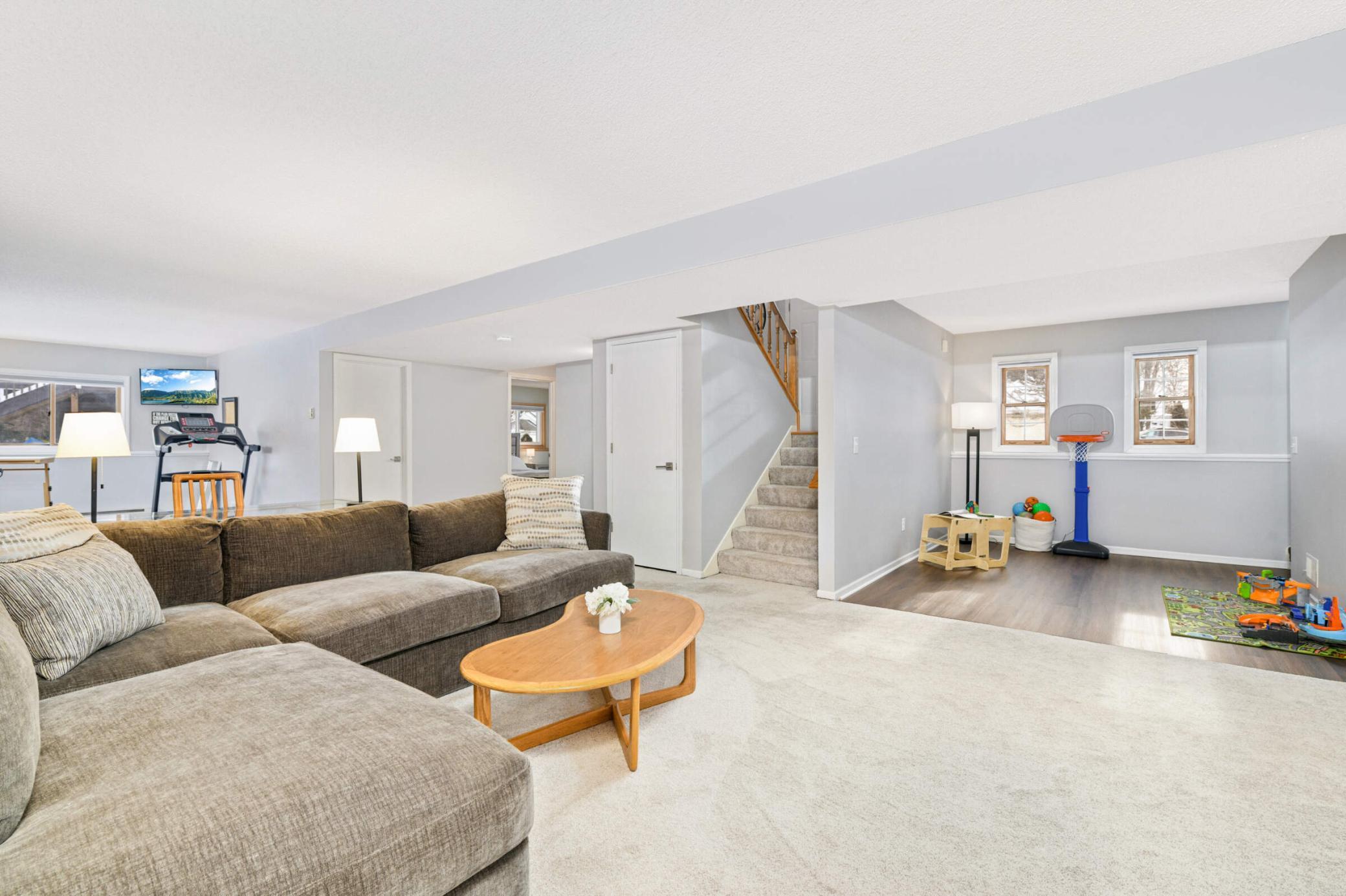 13960 Wellington Drive