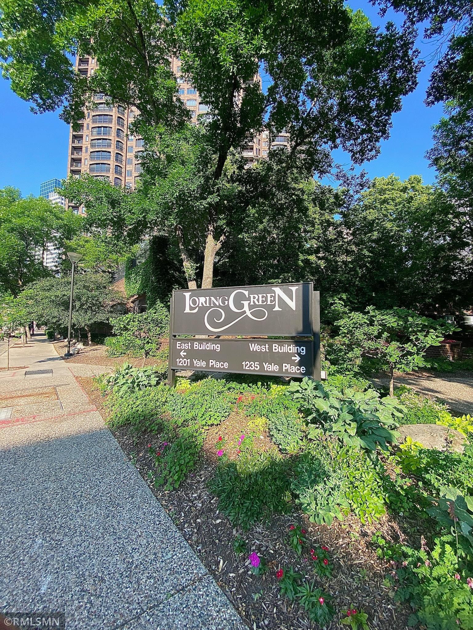 1201 Yale Place Unit: 707