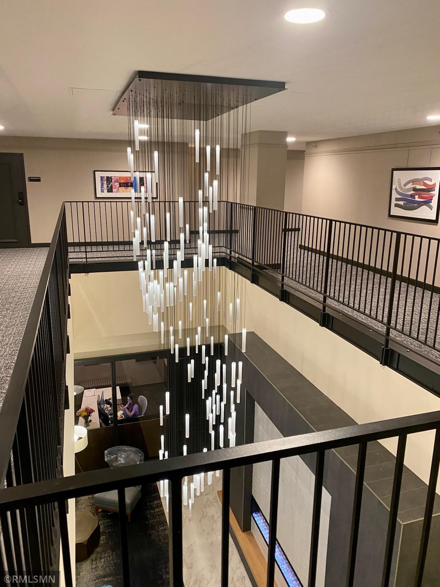 1201 Yale Place Unit: 707