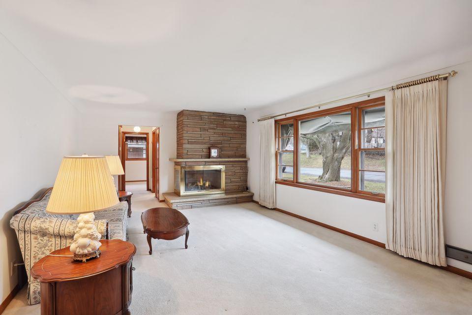 4017 Arthur Street NE