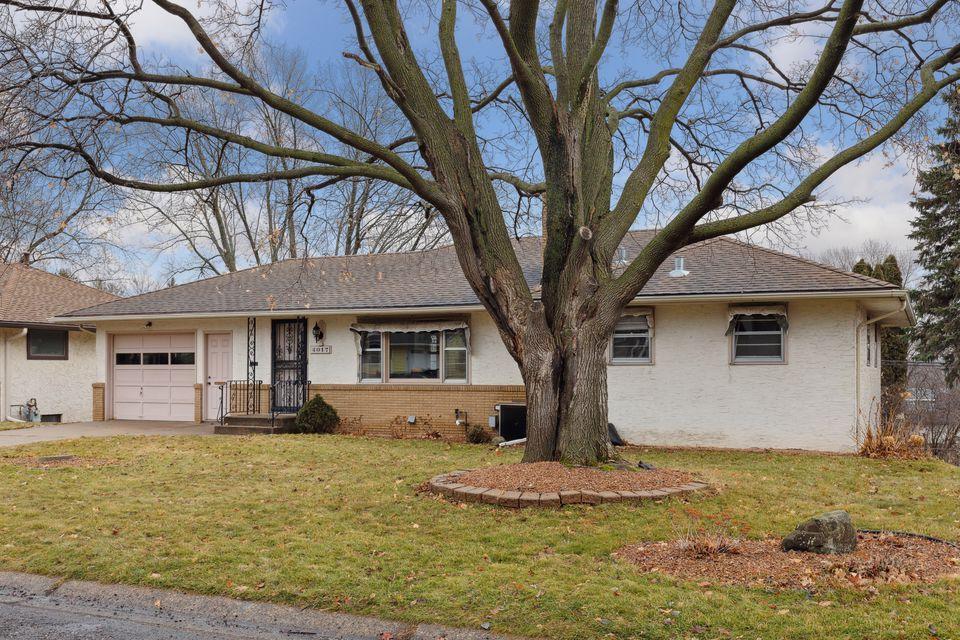 4017 Arthur Street NE