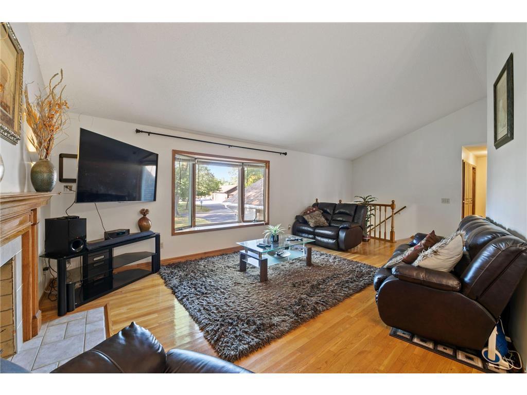 7548 Edgewood Avenue N