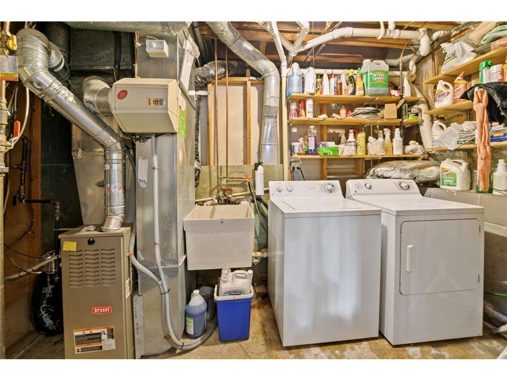 7548 Edgewood Avenue N