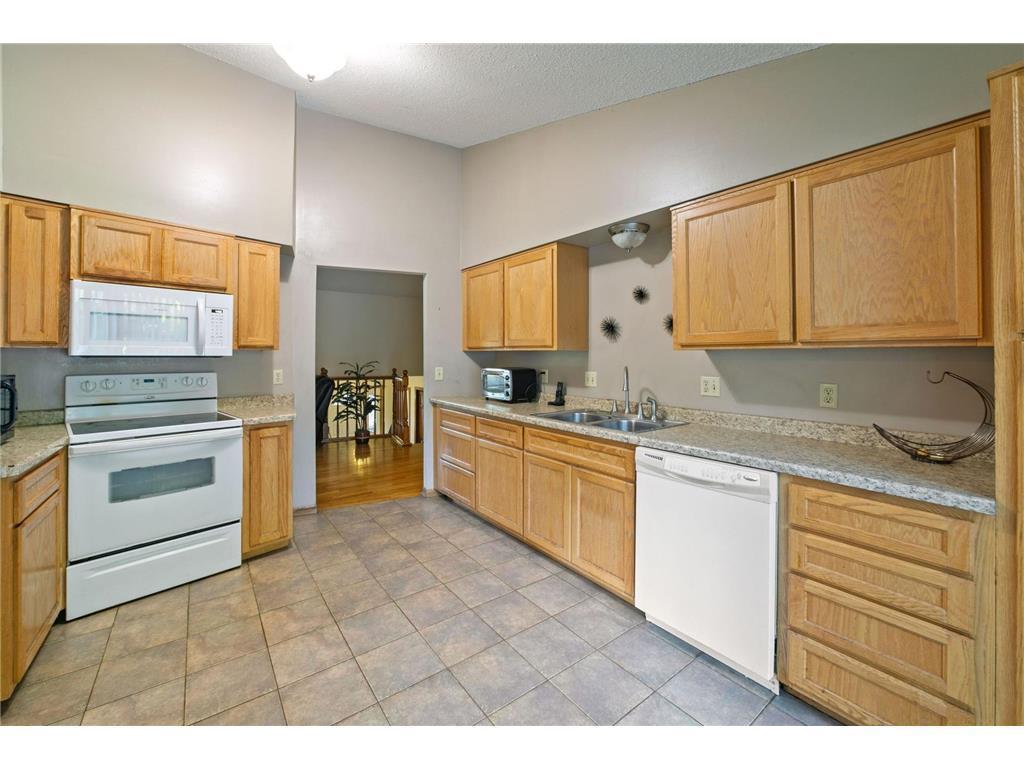 7548 Edgewood Avenue N