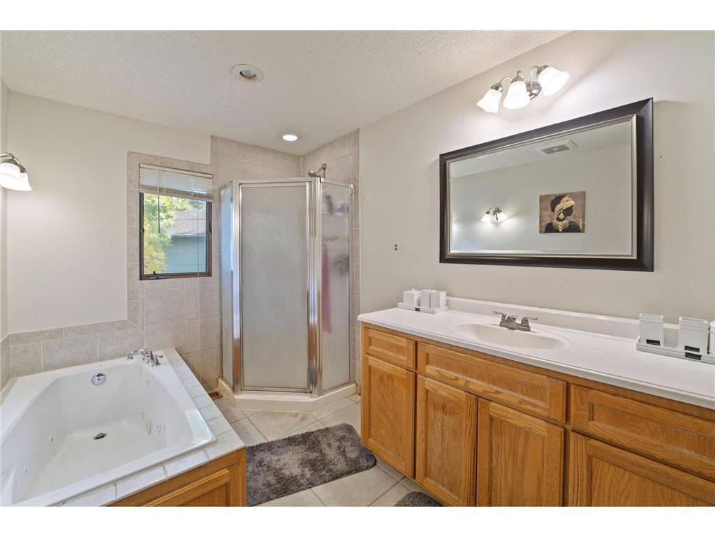 7548 Edgewood Avenue N