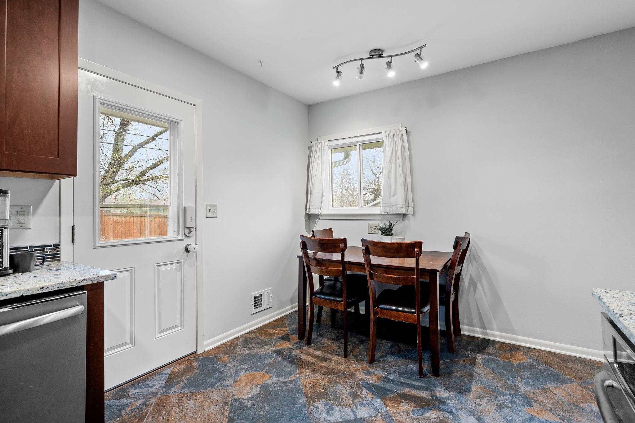 1608 Ottawa Avenue S