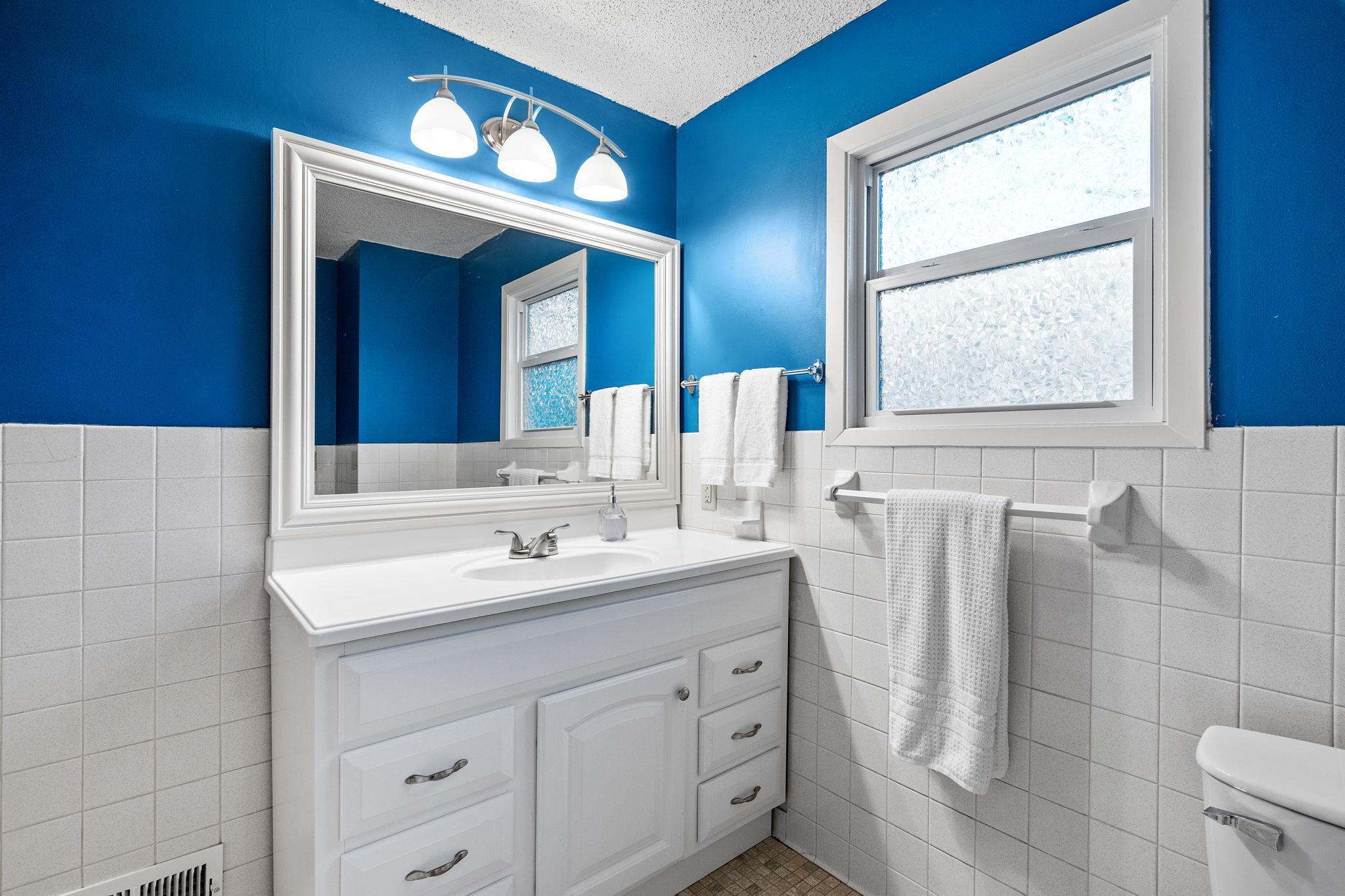 1608 Ottawa Avenue S