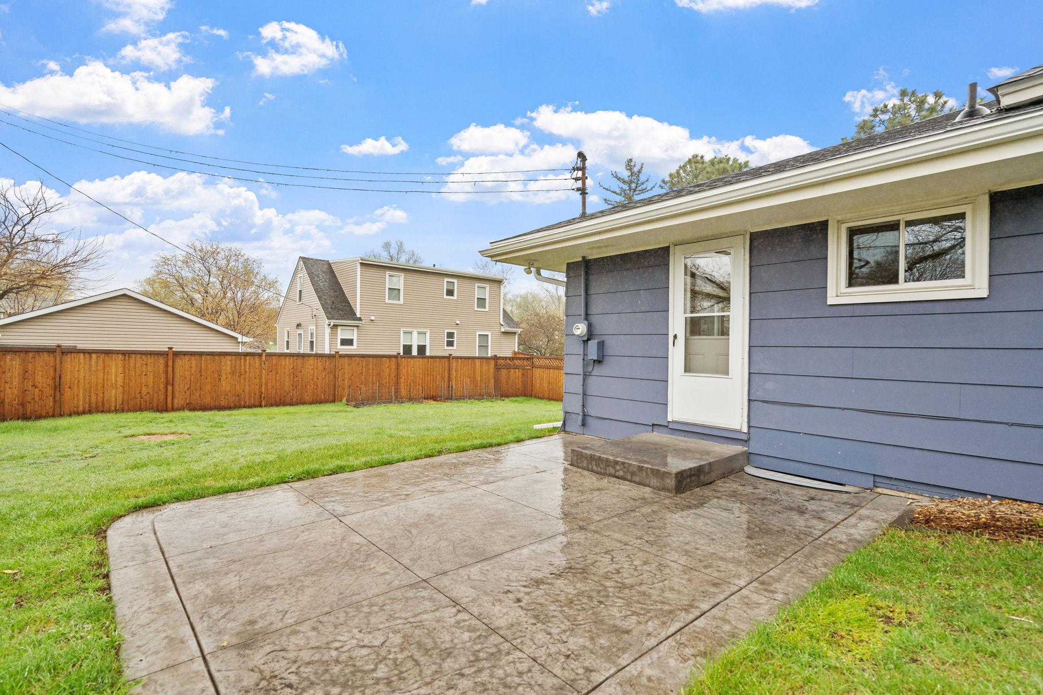 1608 Ottawa Avenue S