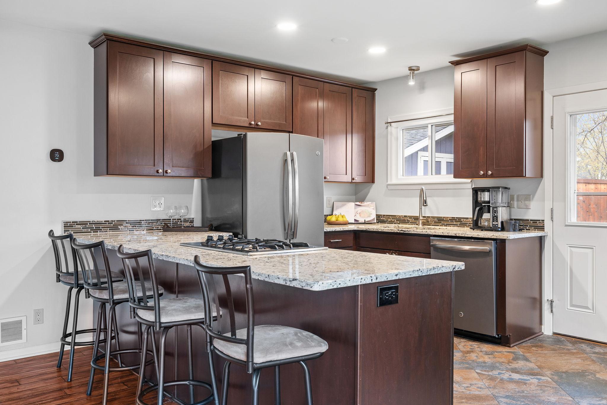 1608 Ottawa Avenue S