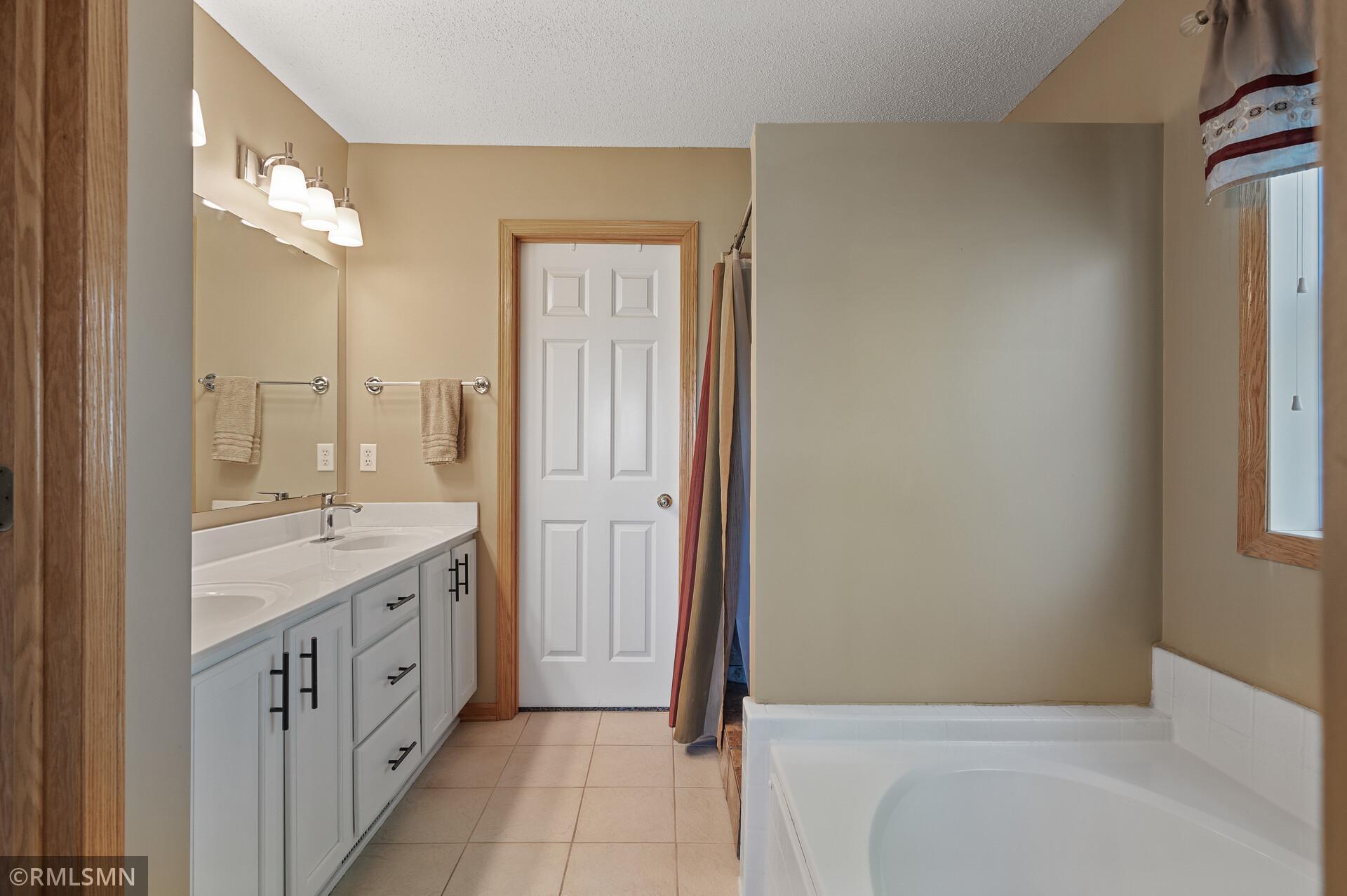 8580 Allegheny Grove Boulevard