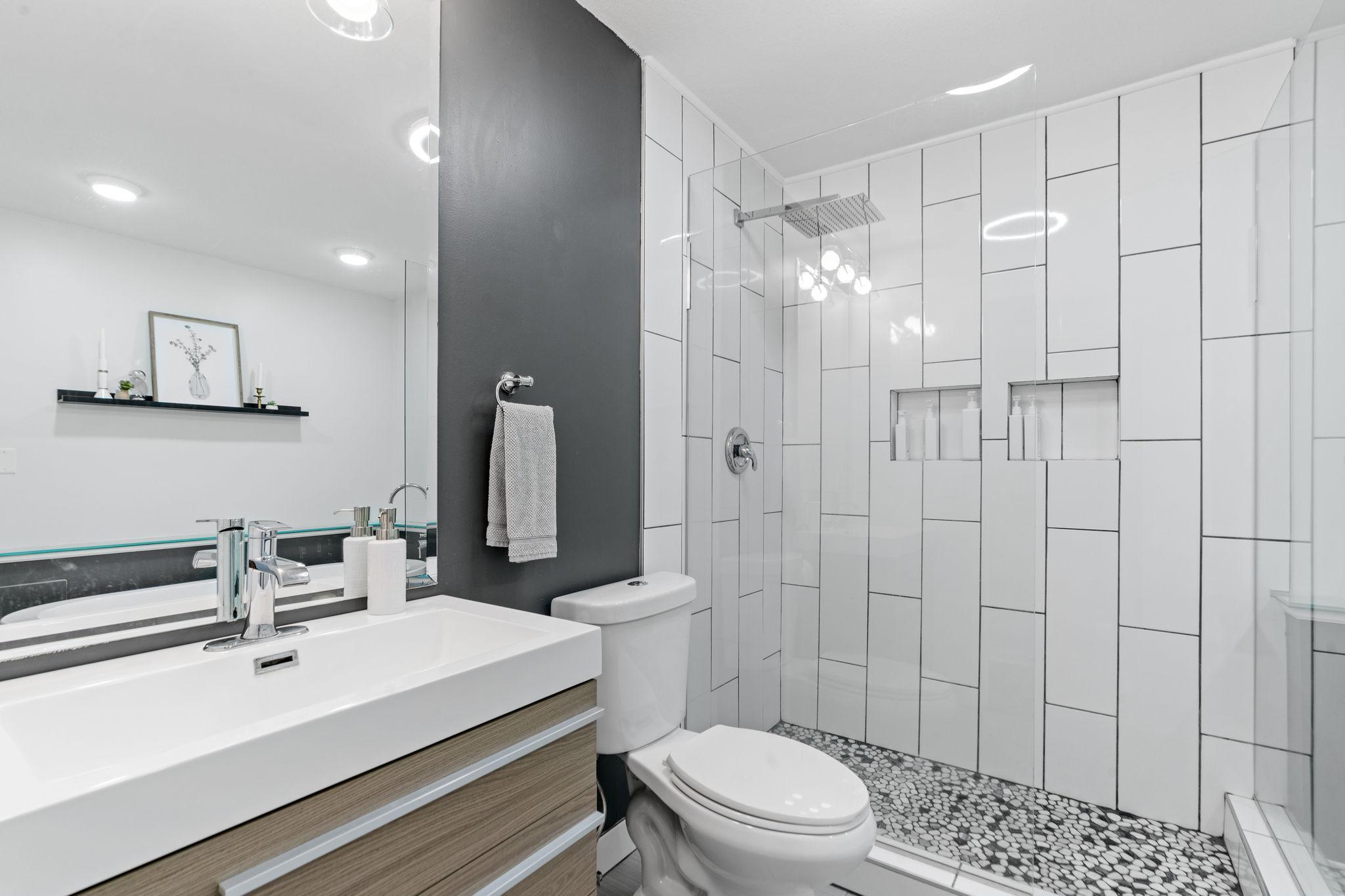 1336 Windcrest Avenue