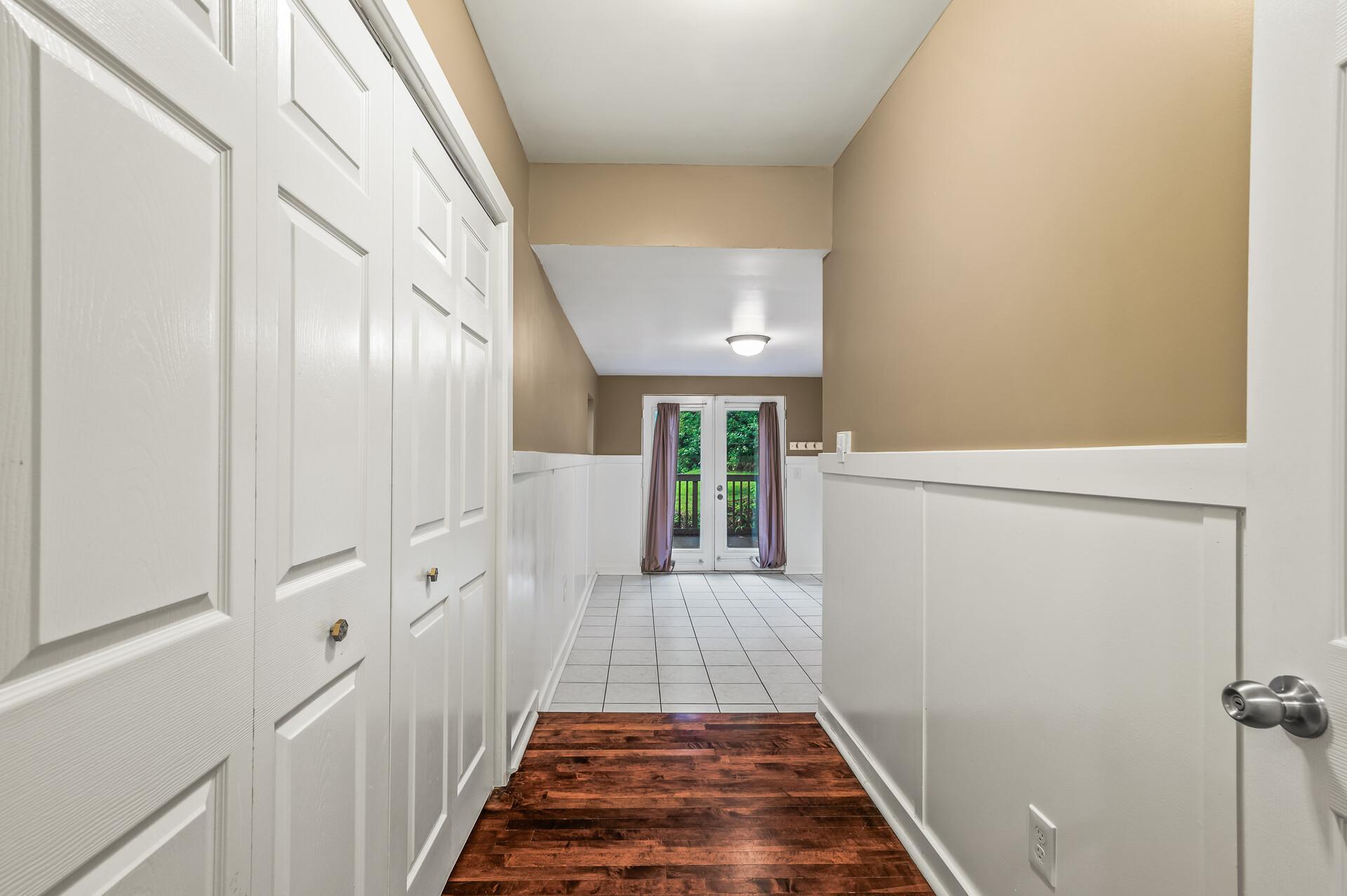 1504 Washburn Avenue N