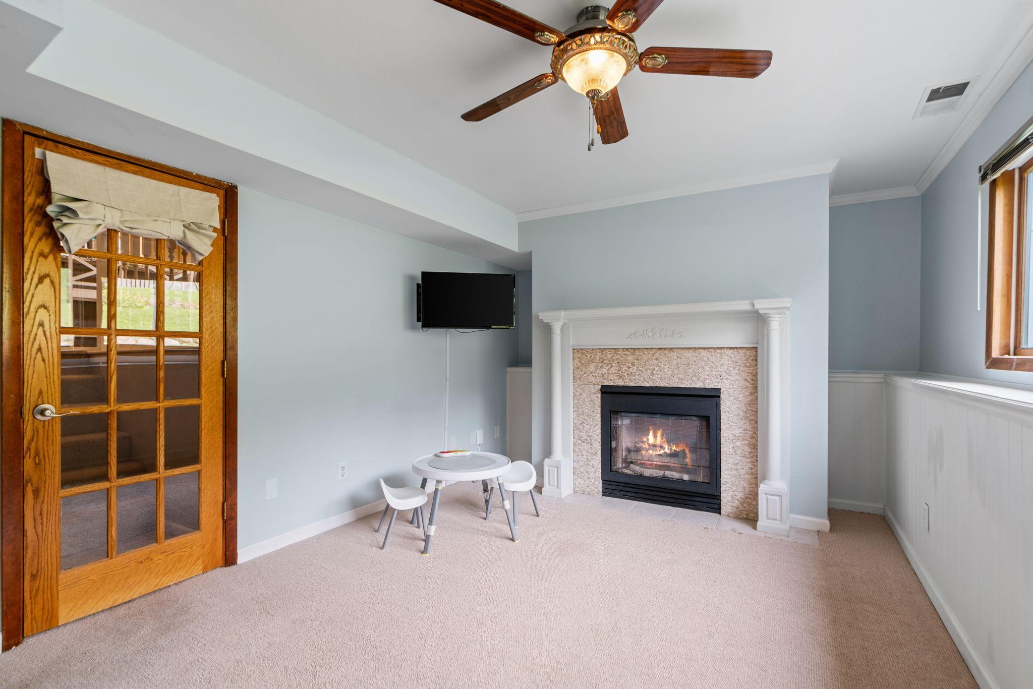 6585 Lancaster Lane N