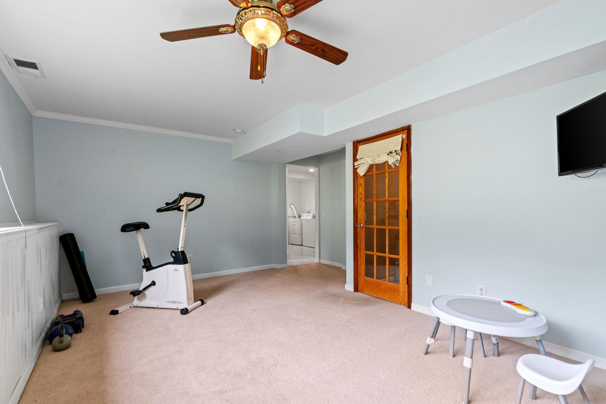 6585 Lancaster Lane N