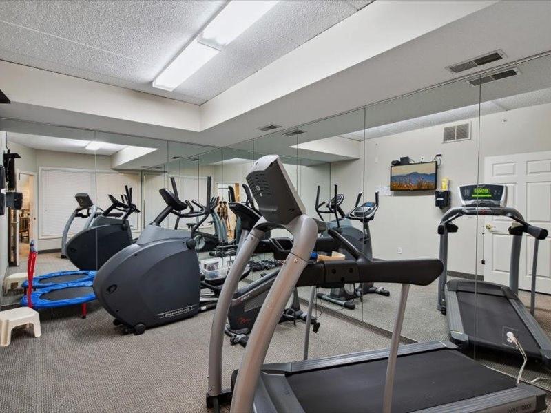 5985 Rowland Road Unit: 301