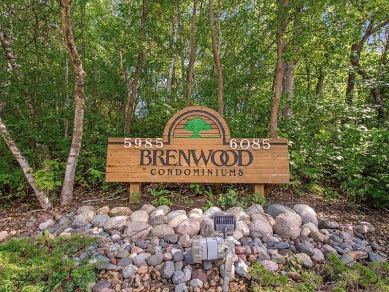 5985 Rowland Road Unit: 301