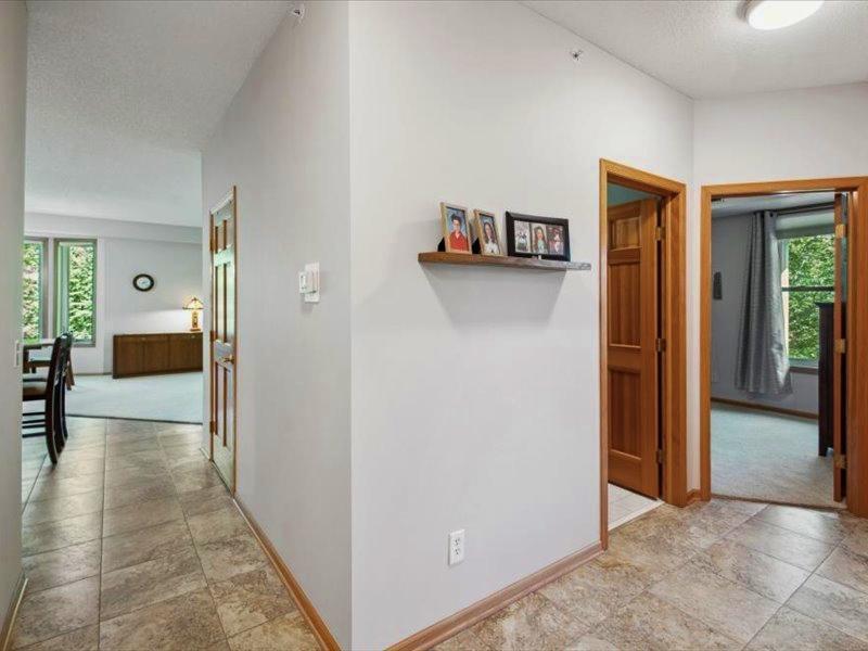 5985 Rowland Road Unit: 301