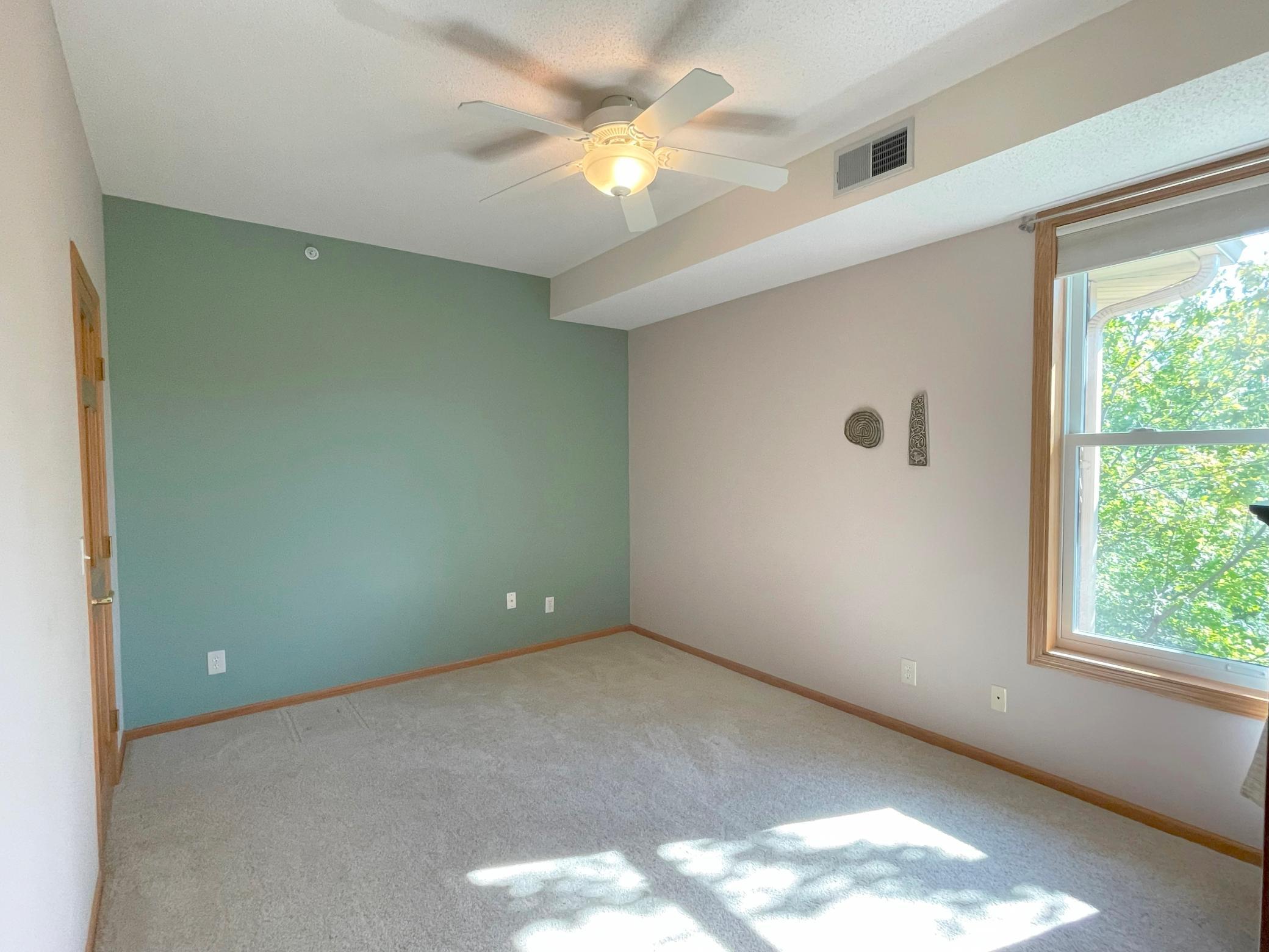 5985 Rowland Road Unit: 301