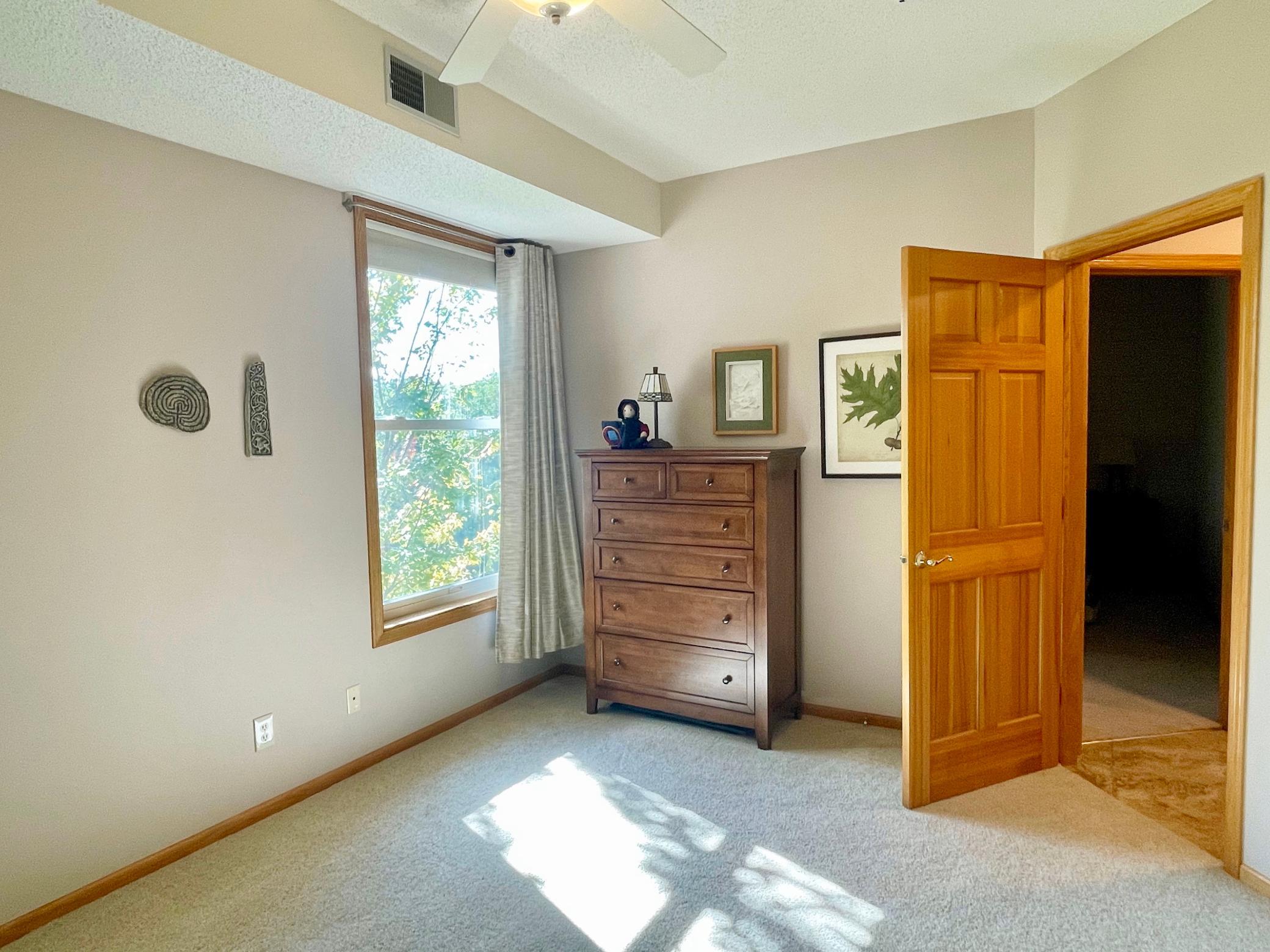 5985 Rowland Road Unit: 301