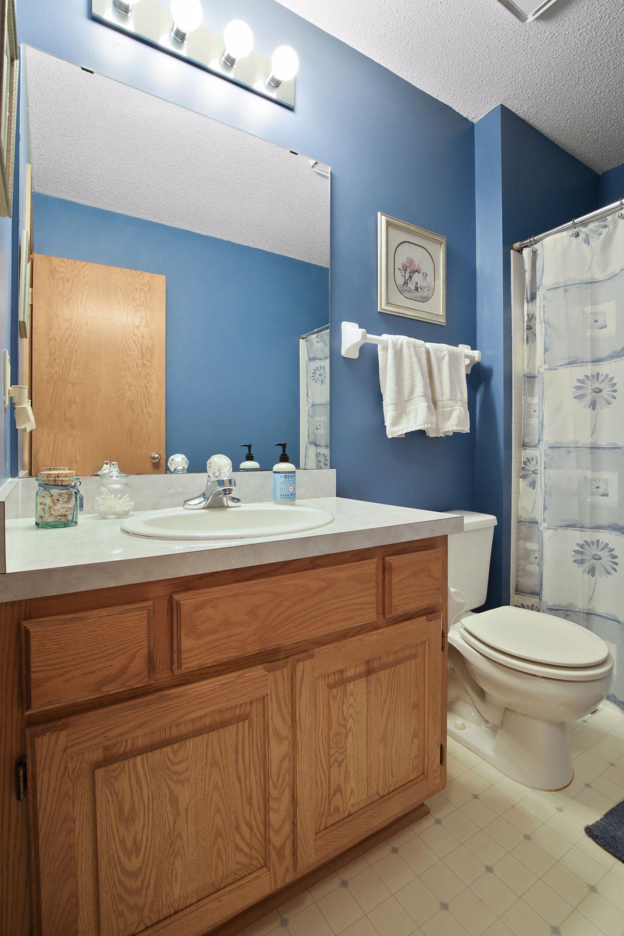 8507 Campbell Avenue