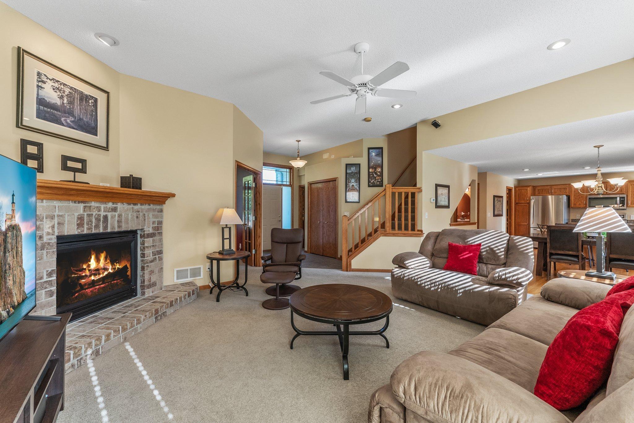 1648 Whitehall Place