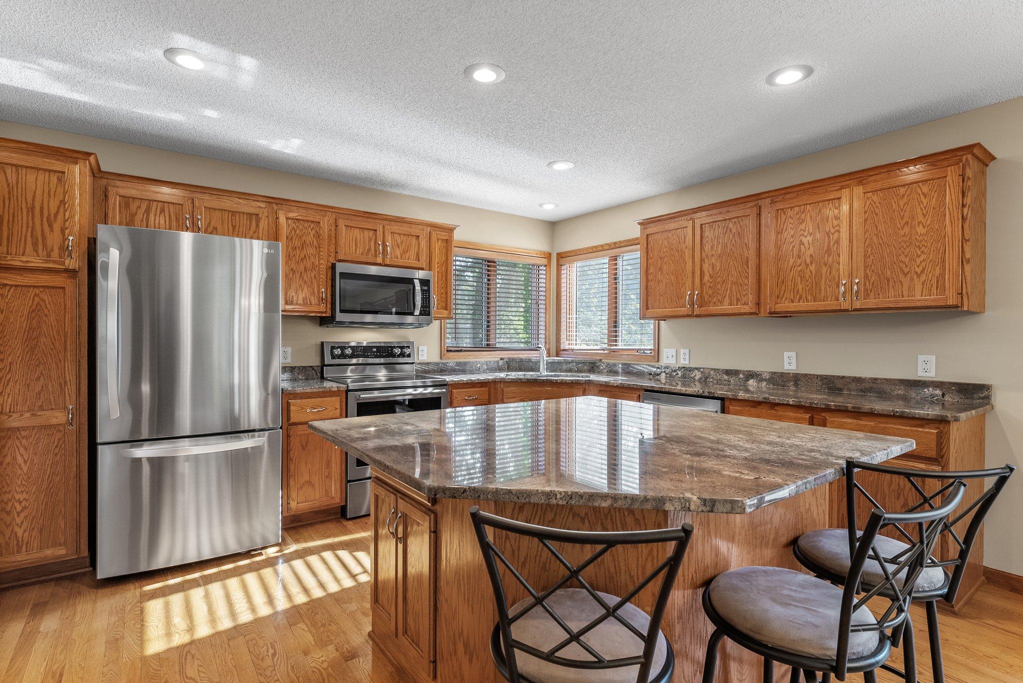 1648 Whitehall Place